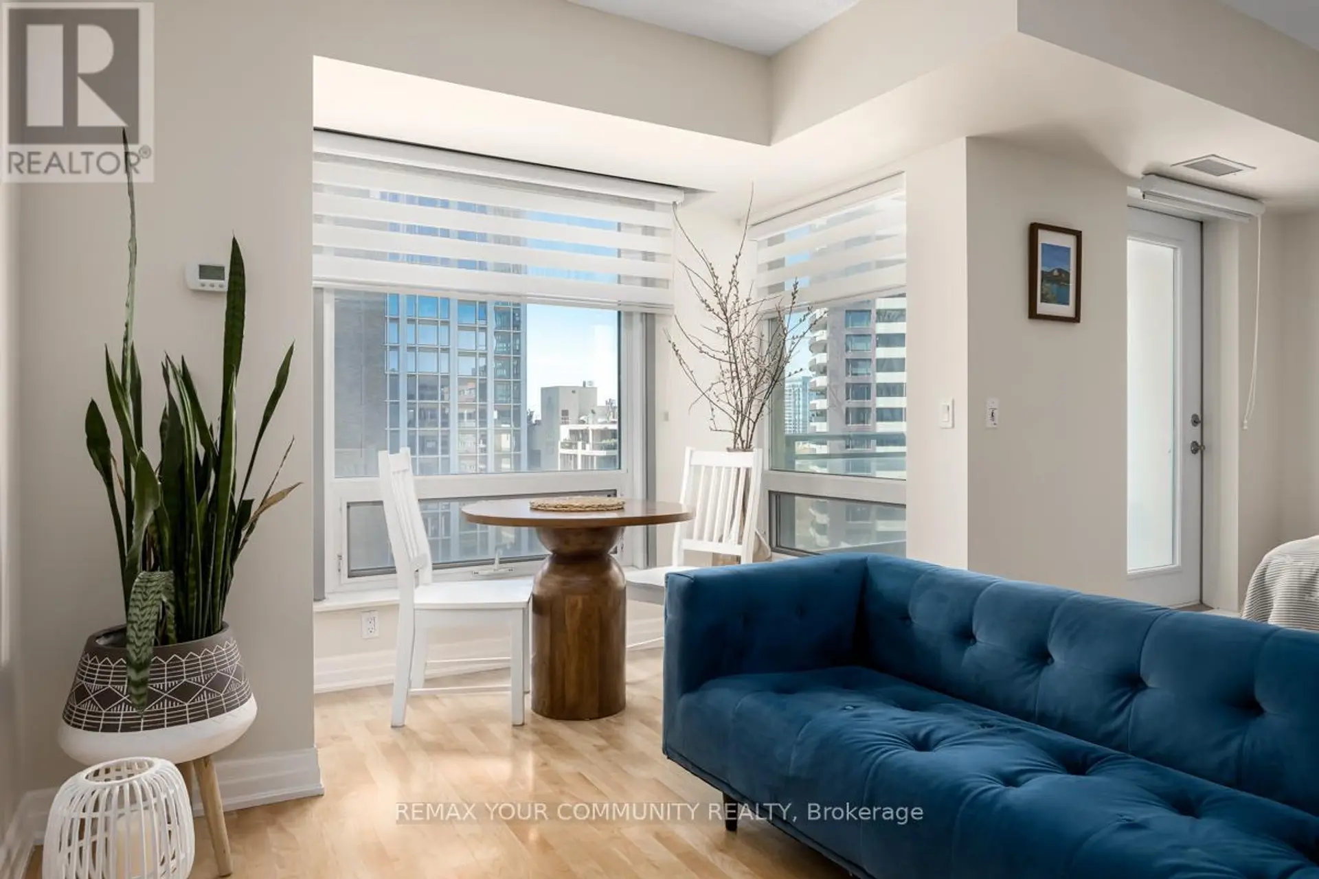 #1108 8 SCOLLARD STREET - Image 12