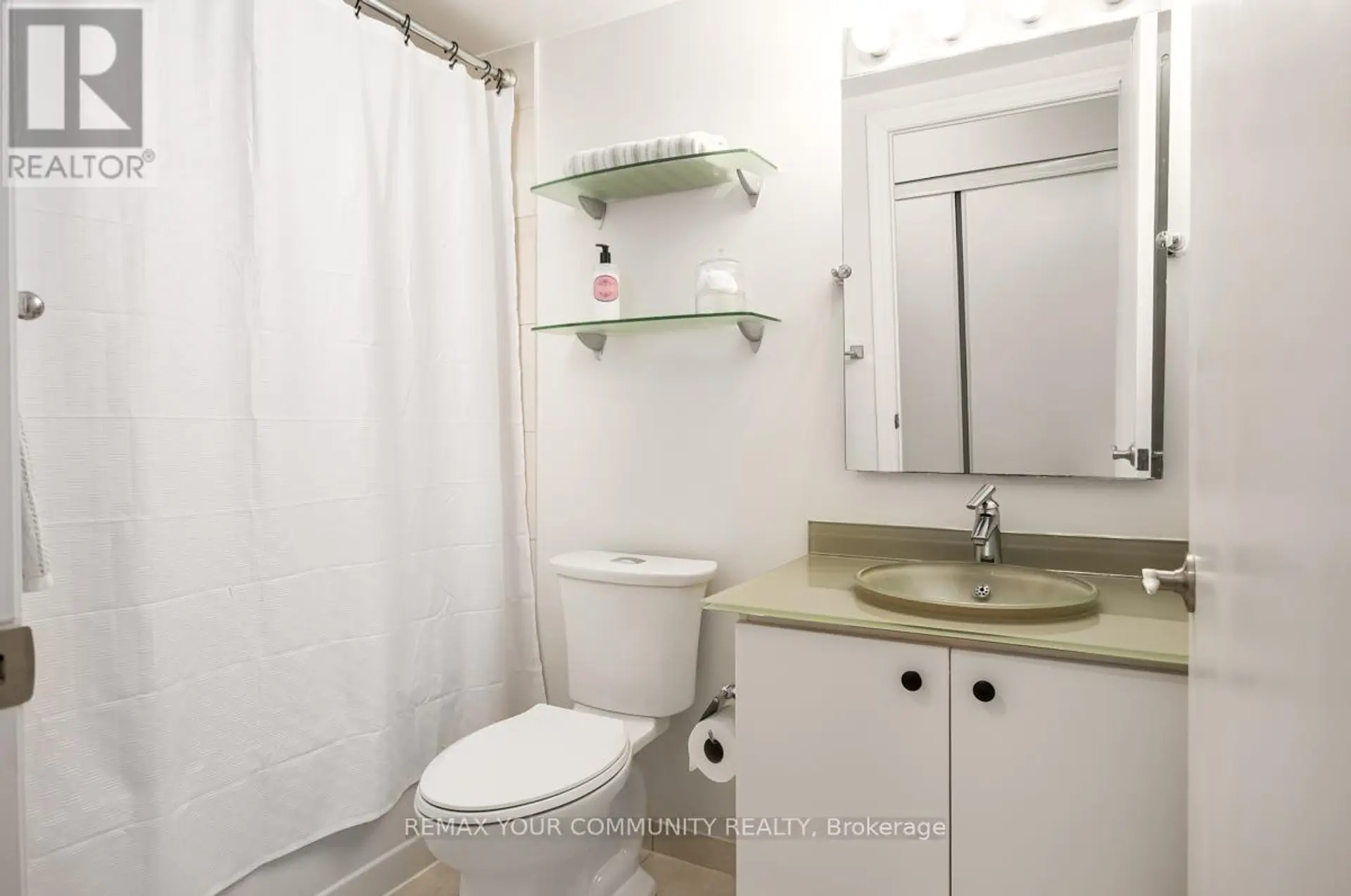 #1108 8 SCOLLARD STREET - Image 13