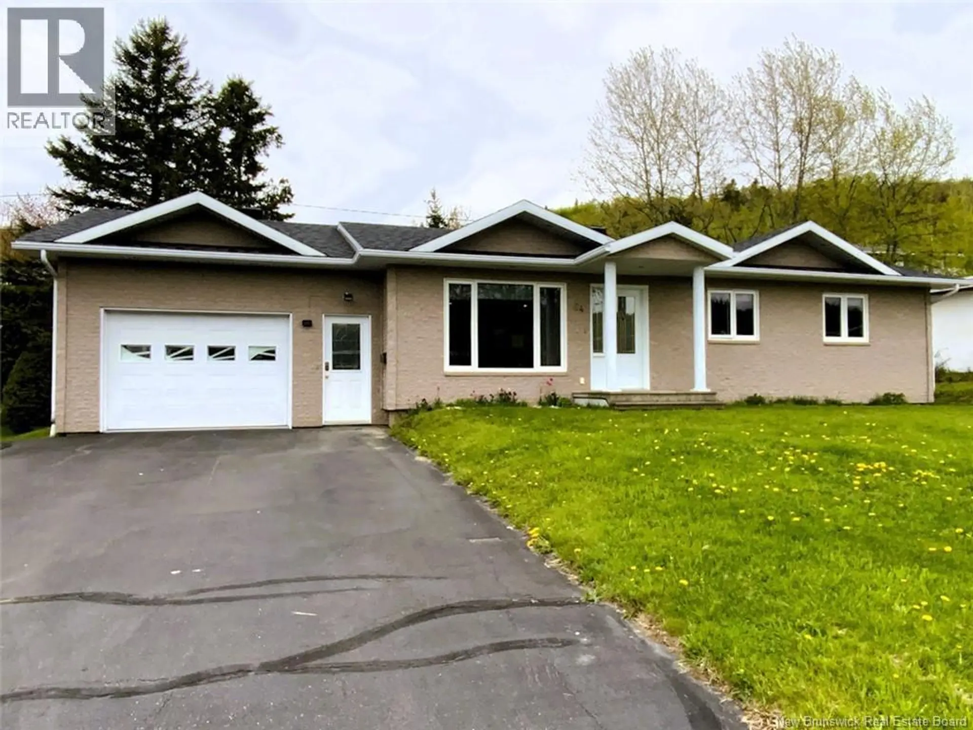 64 Chouinard Avenue - Image 1