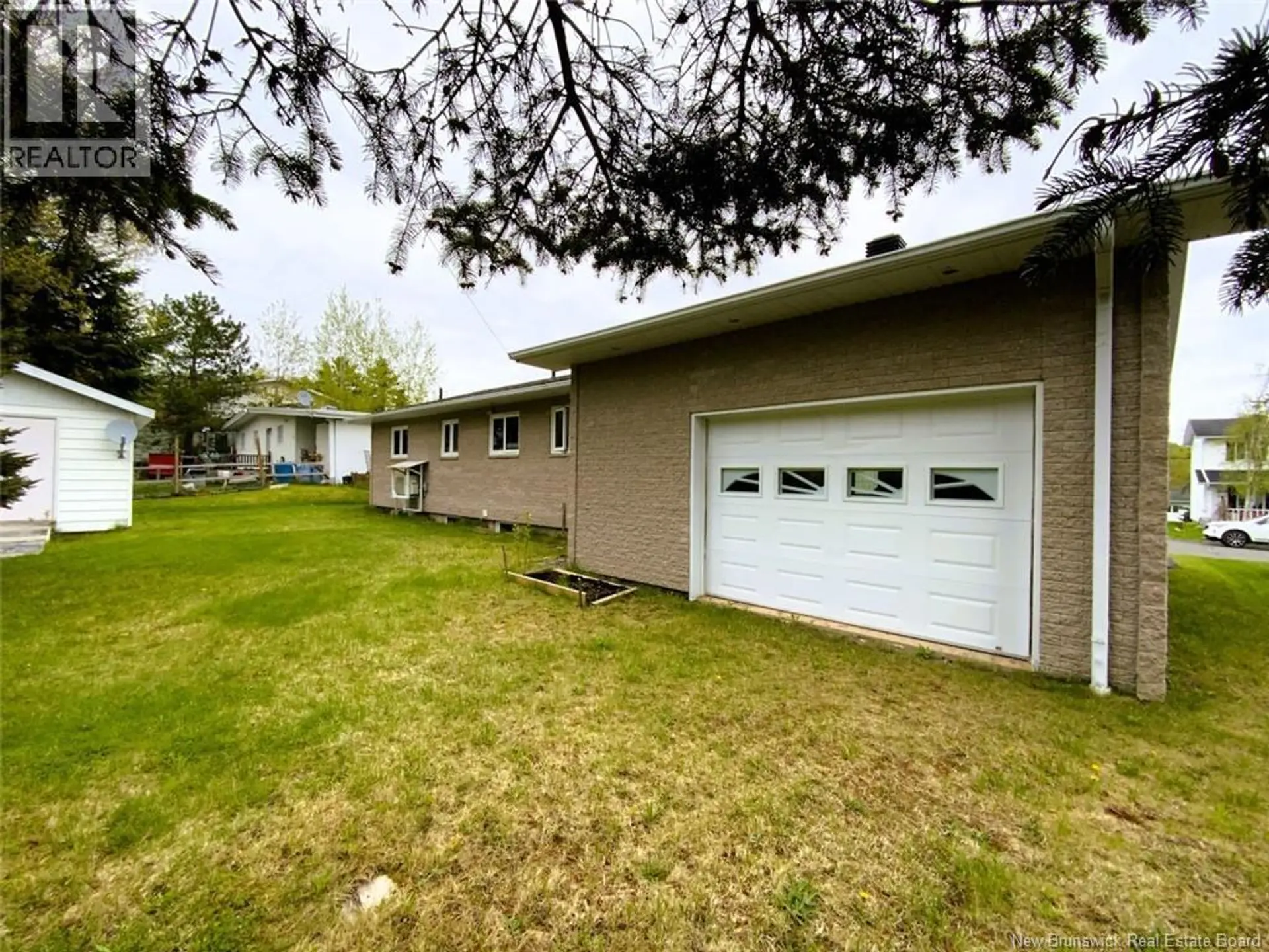 64 Chouinard Avenue - Image 9