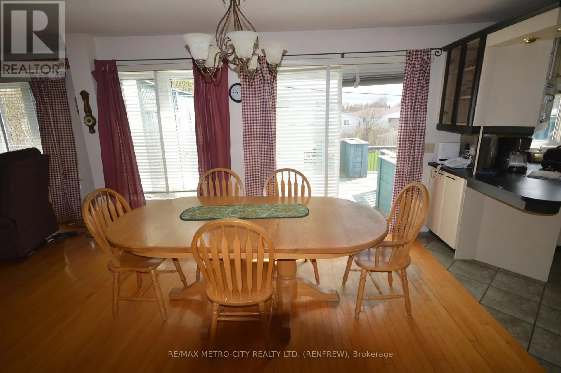 225 VANIER CRESCENT - Image 6