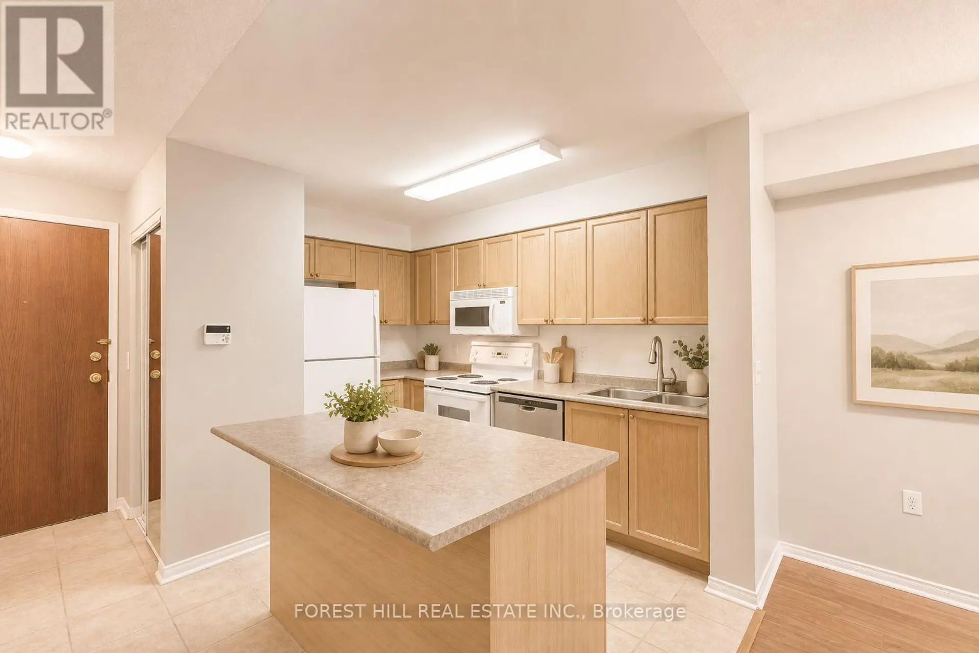 #709 17 MICHAEL POWER PLACE - Image 6