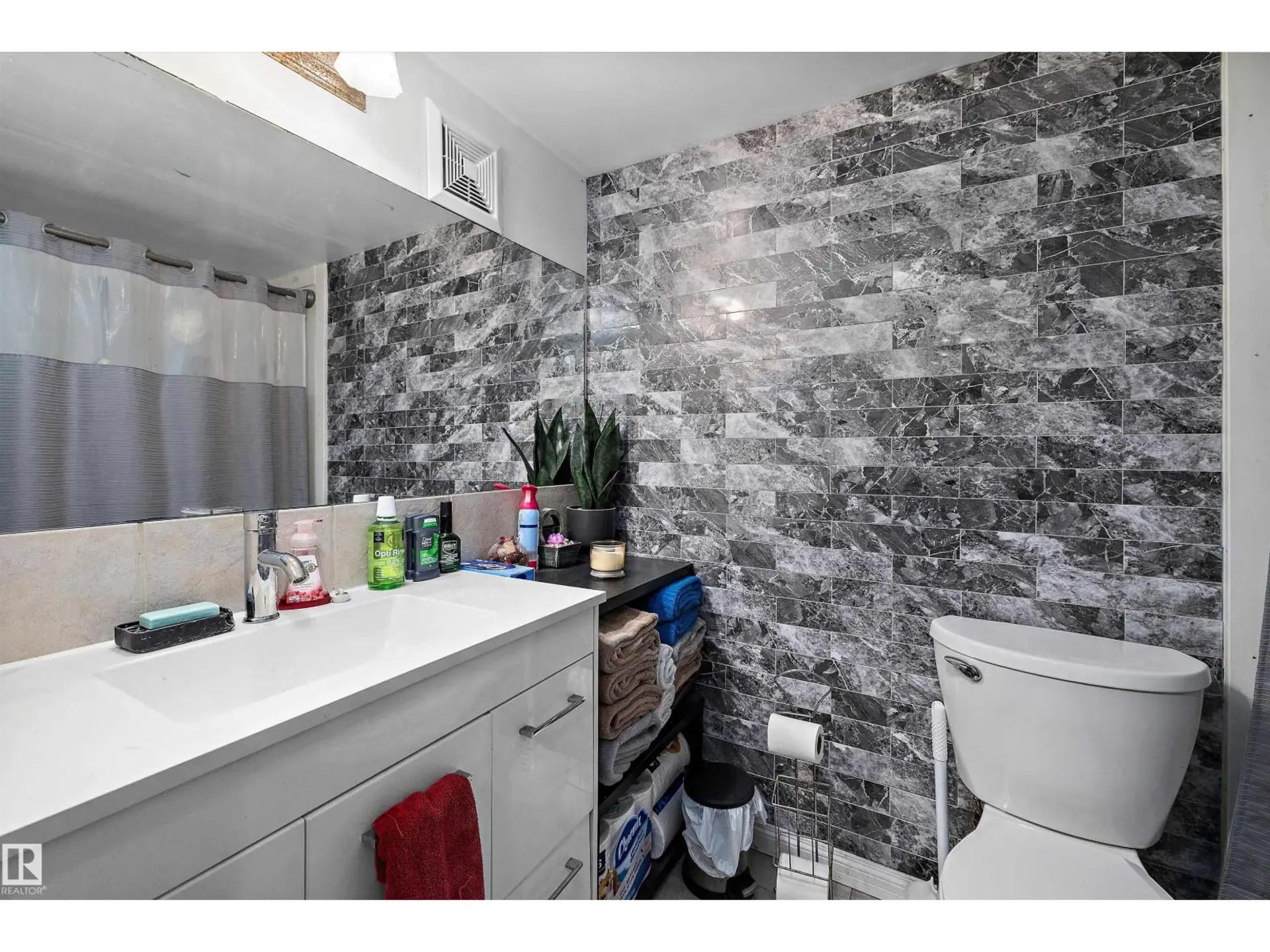 #206 10529 93 ST NW - Image 12