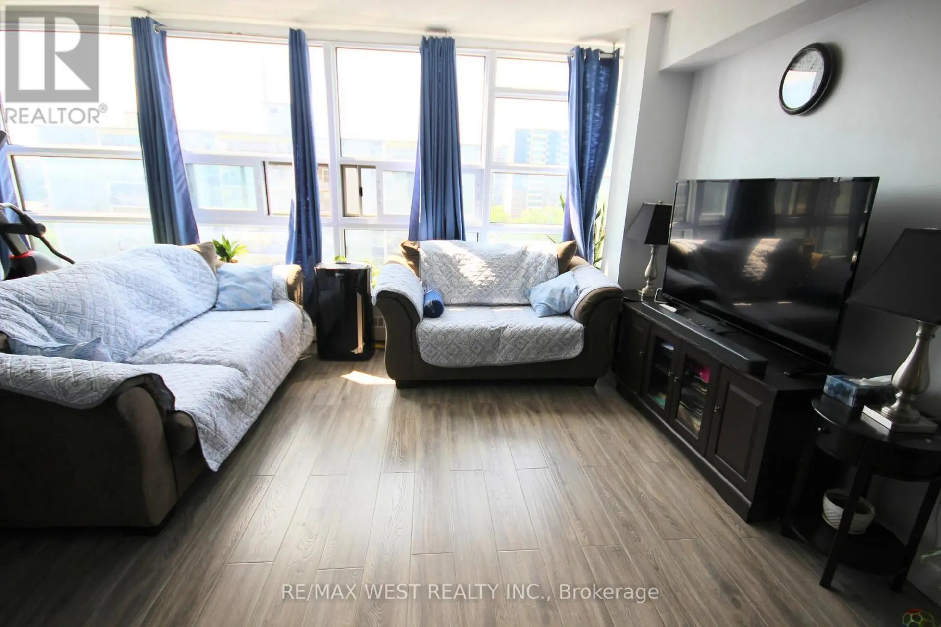 #801 3380 EGLINTON AVENUE E - Image 3