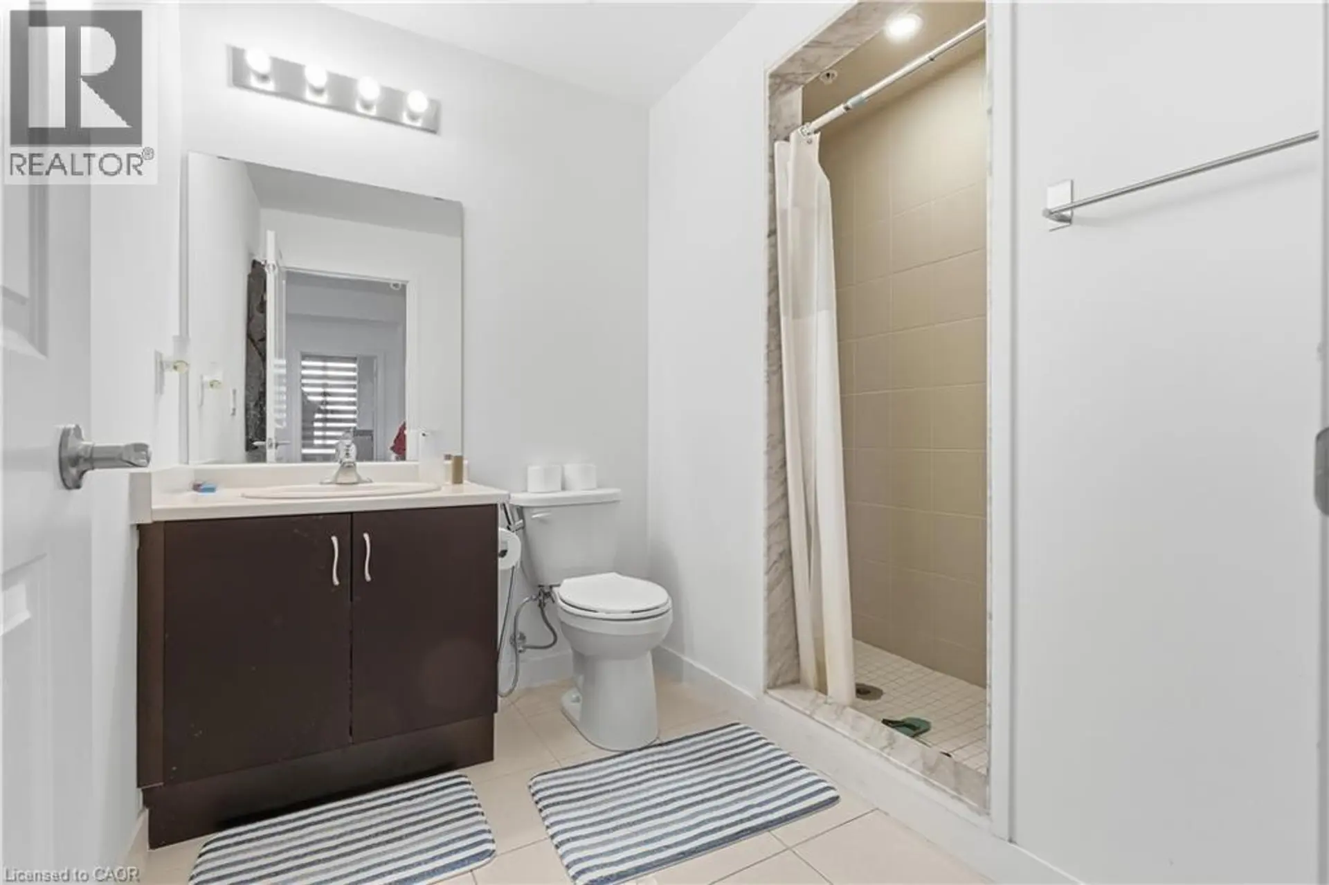 #807 81 ROBINSON Street - Image 8