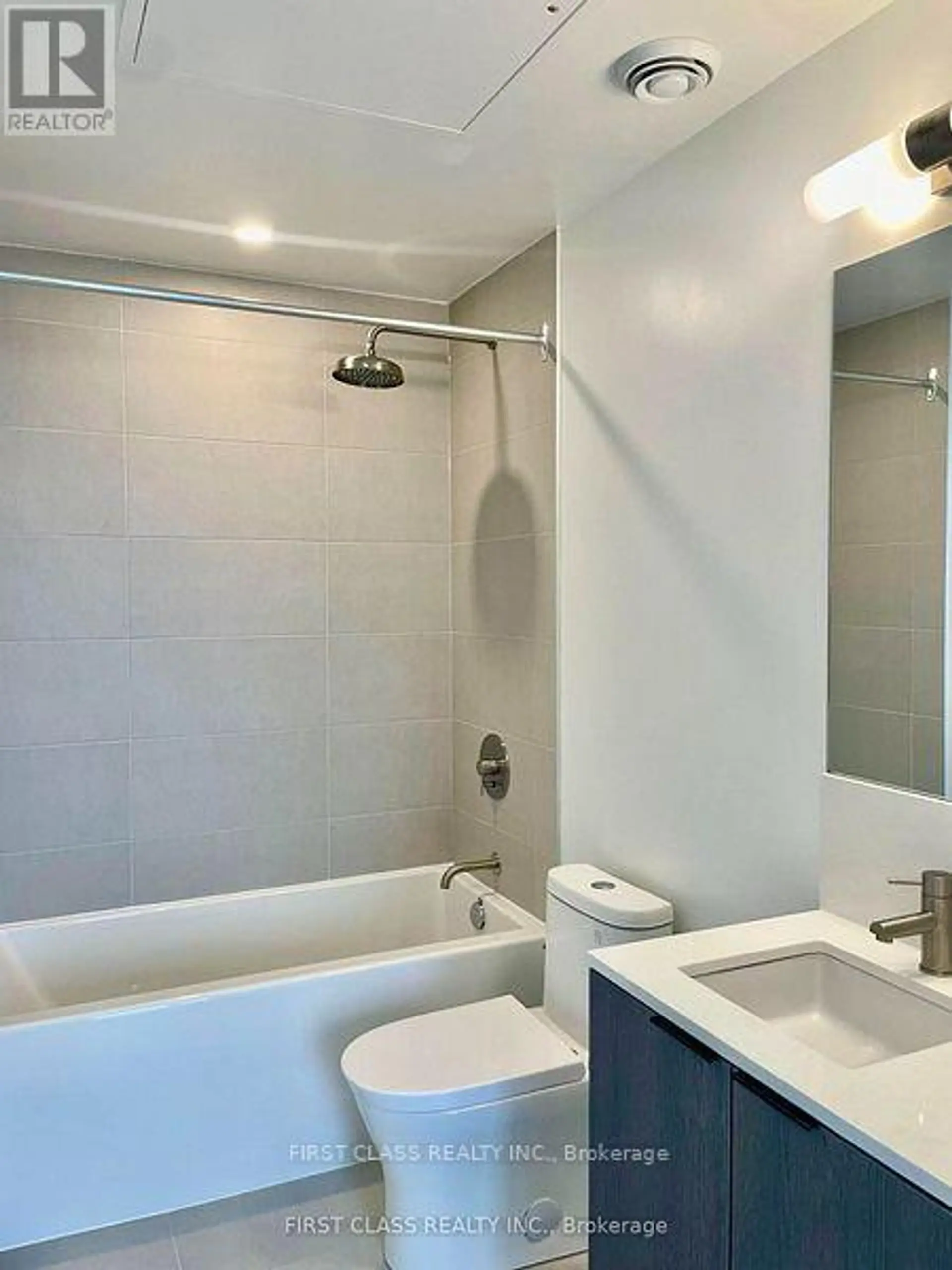 #3215 55 MERCER STREET - Image 4