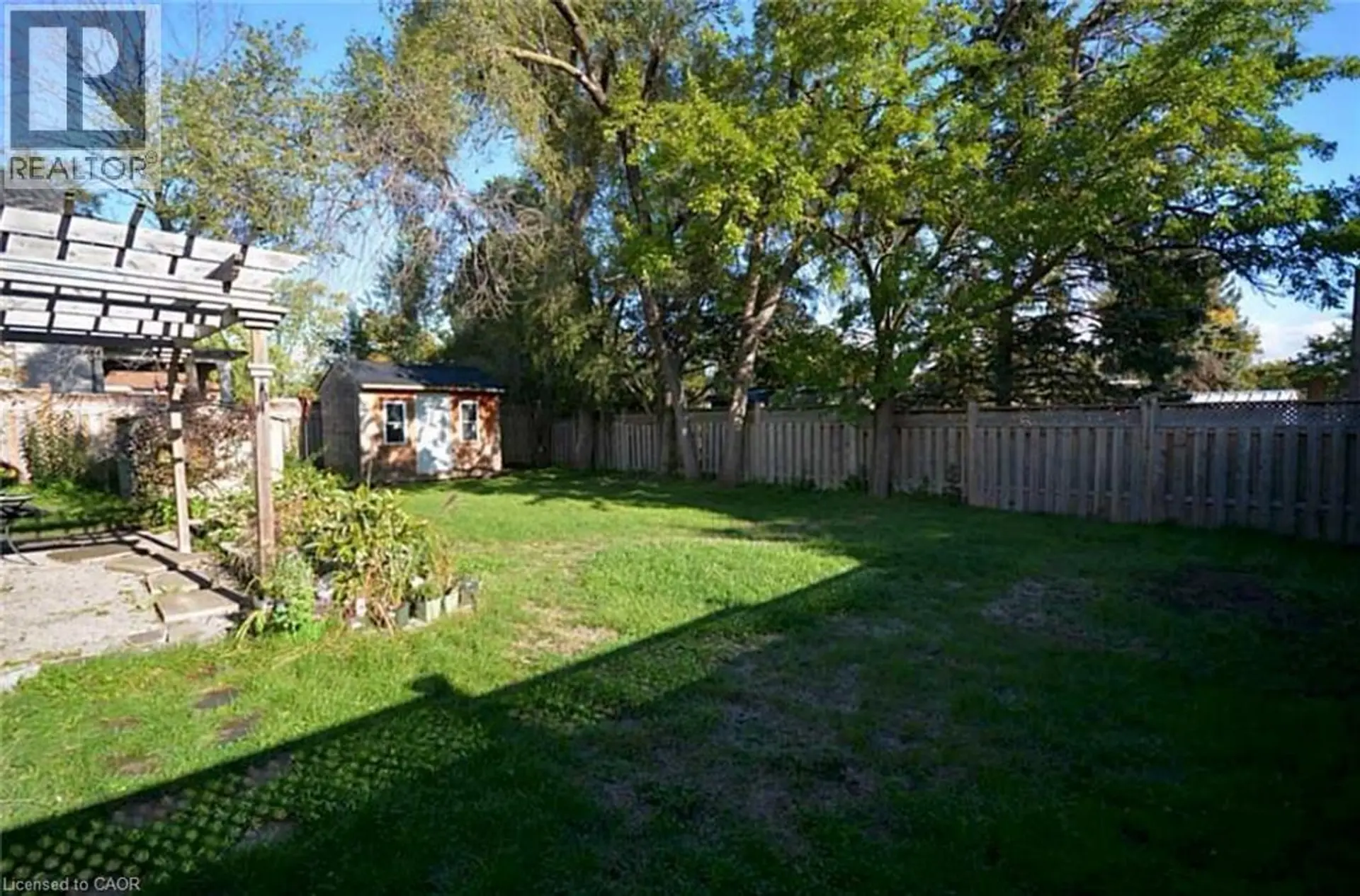 469 SCARSDALE Crescent - Image 12