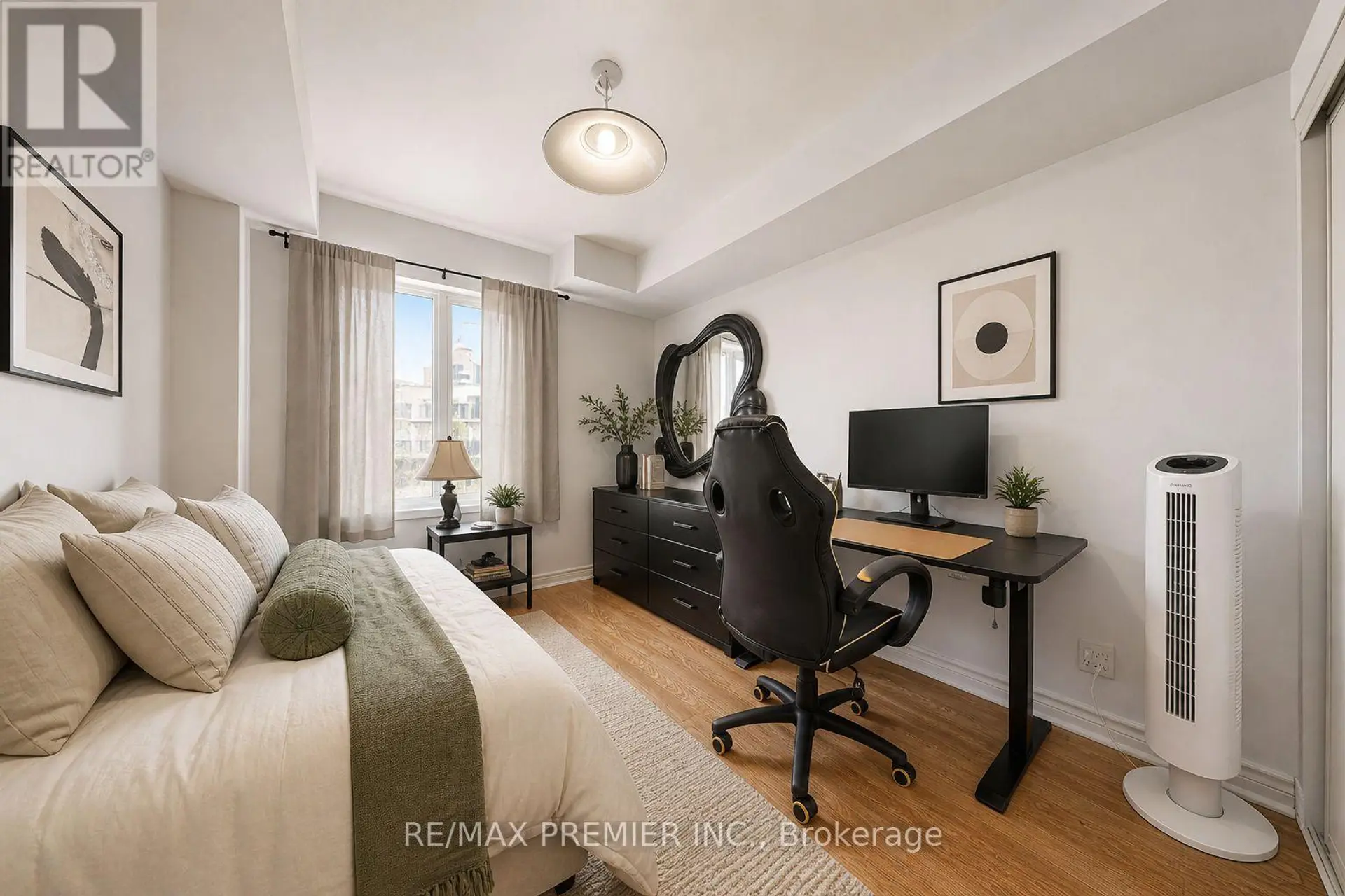 #2046 3033 FINCH AVENUE - Image 4