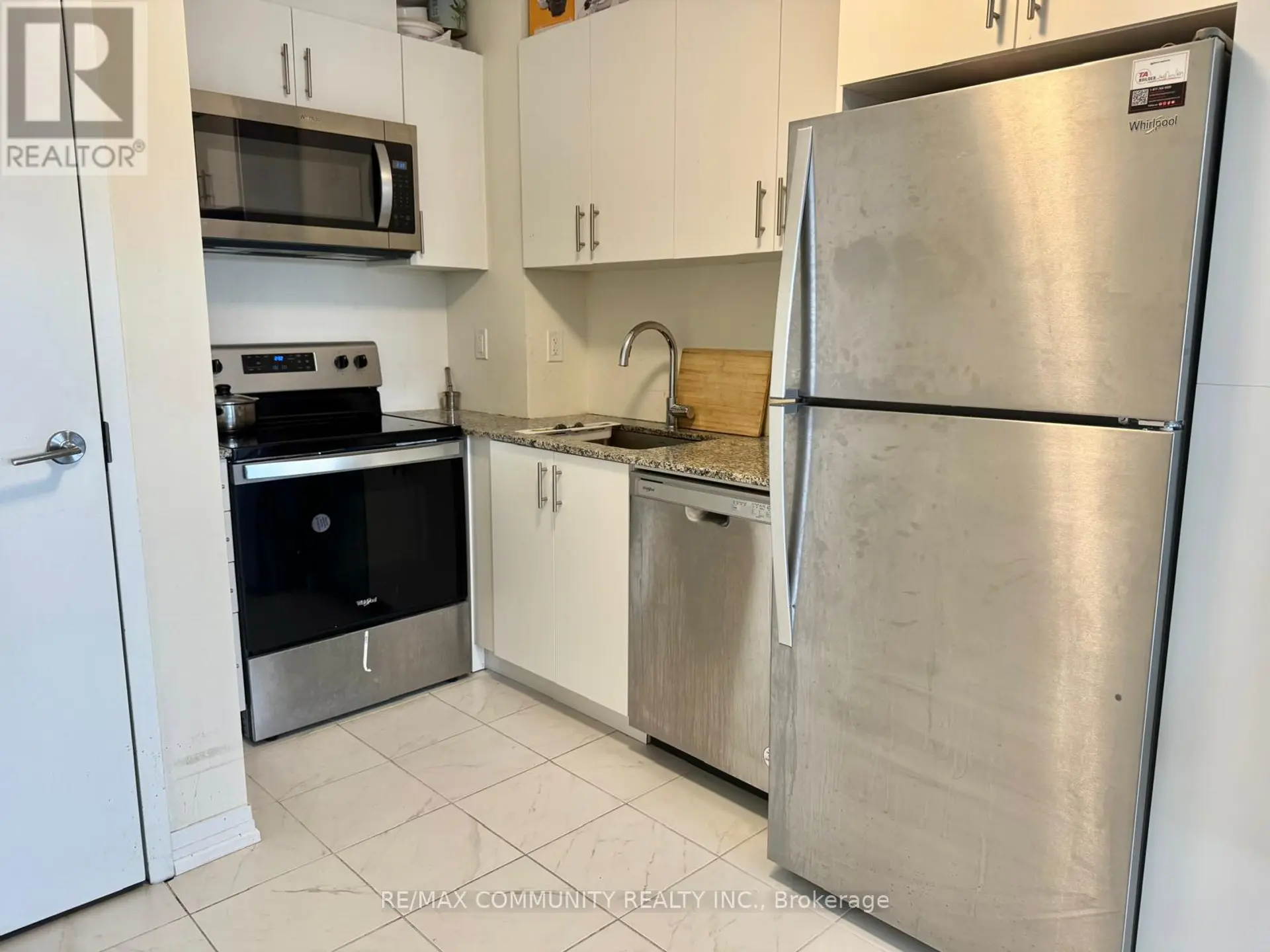 #23 245 MCLEVIN AVENUE - Image 6
