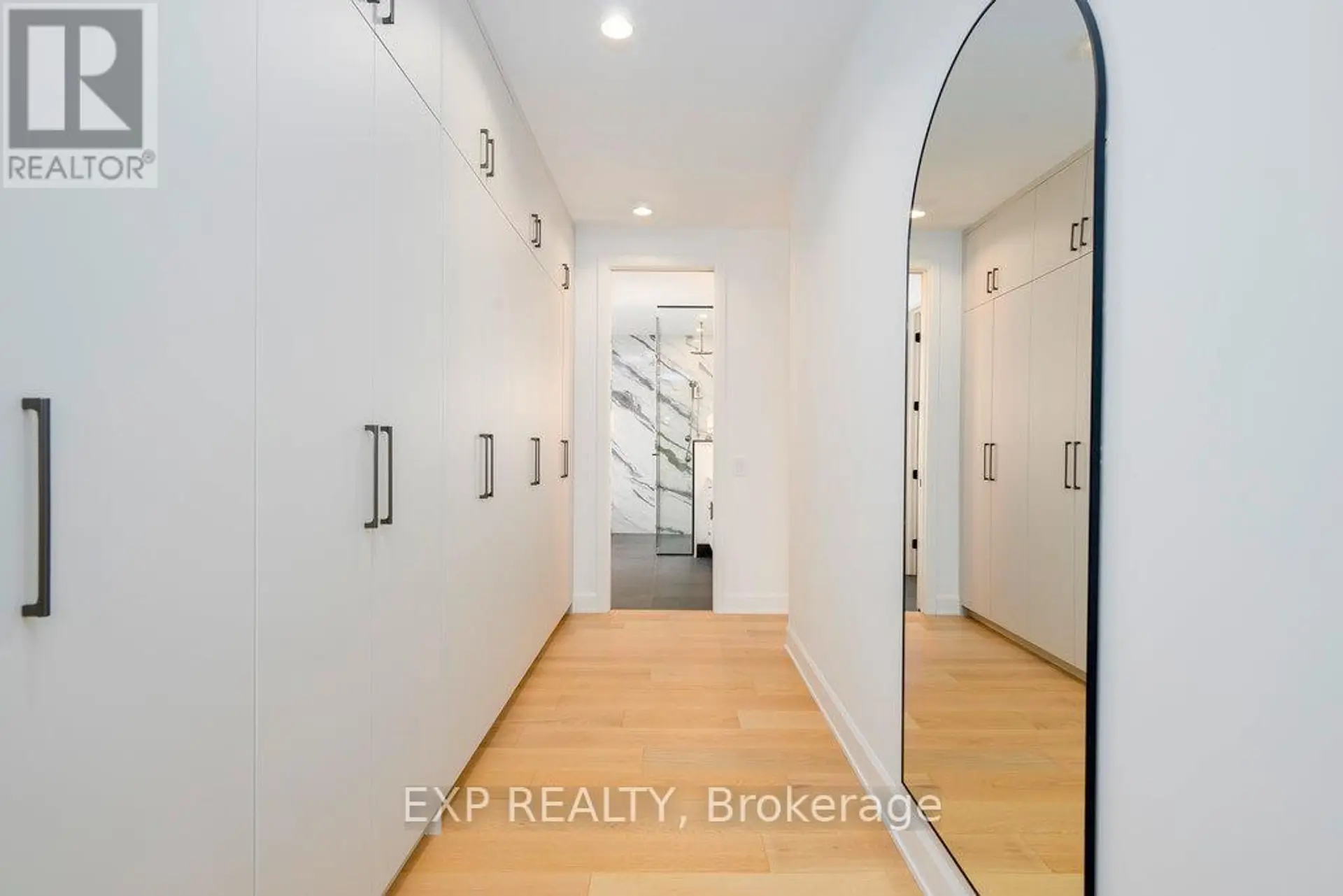 26 CLOVELLY ROAD W - Image 11