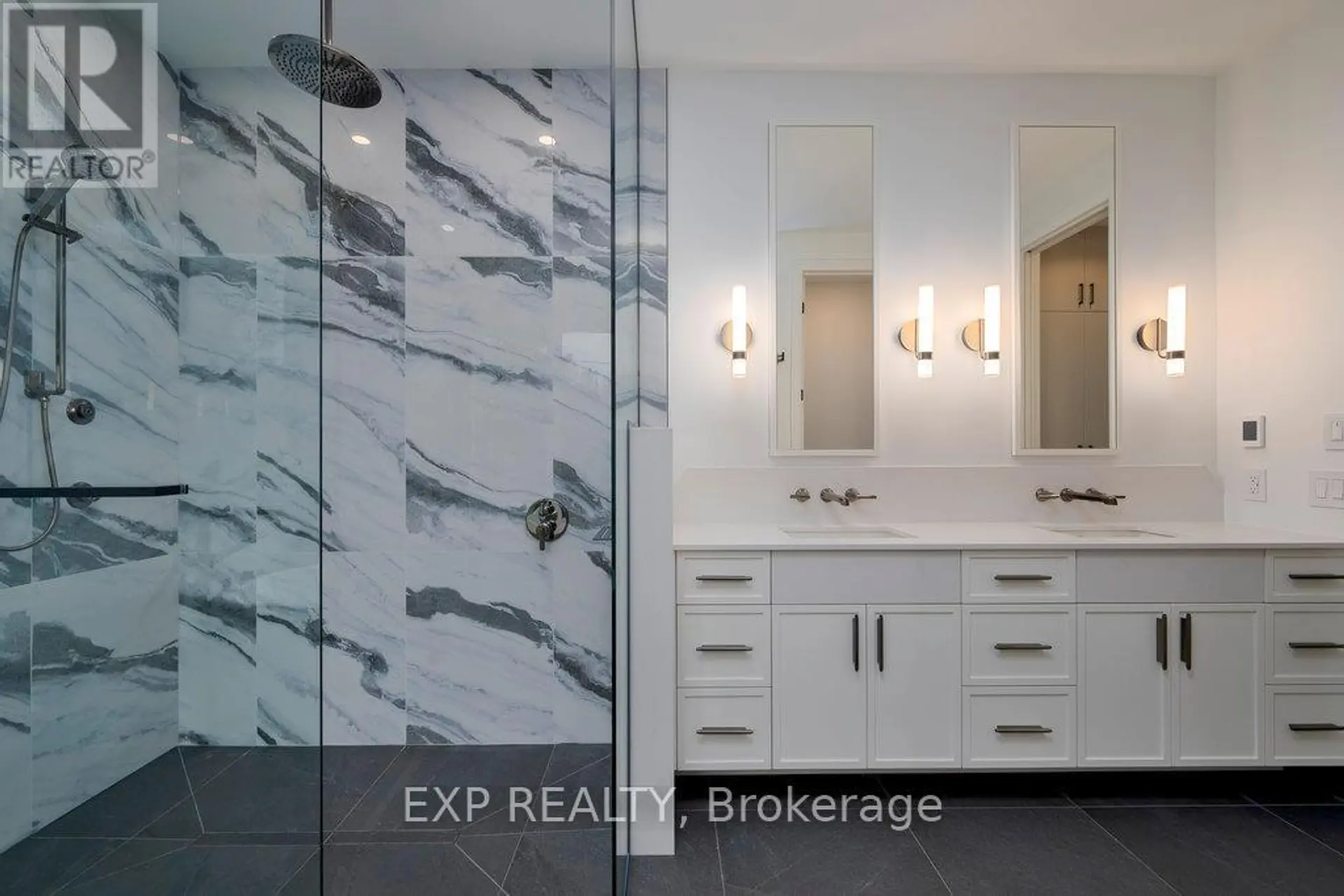 26 CLOVELLY ROAD W - Image 12