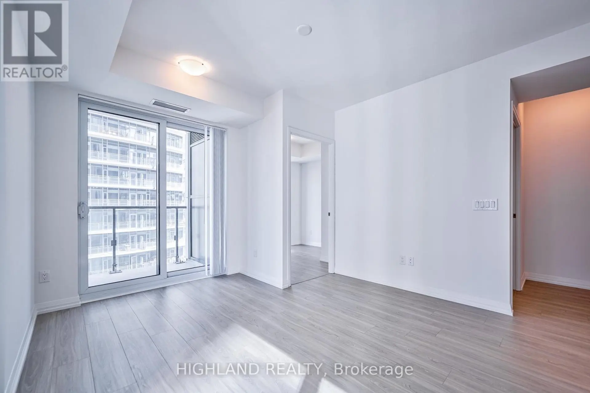#3605 8 WIDMER STREET - Image 9