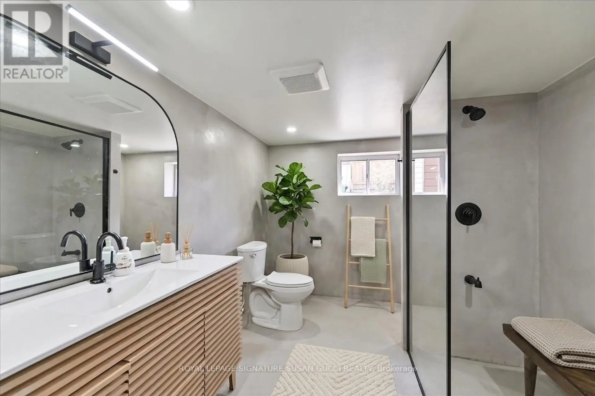 669 GREENWOOD AVENUE - Image 13