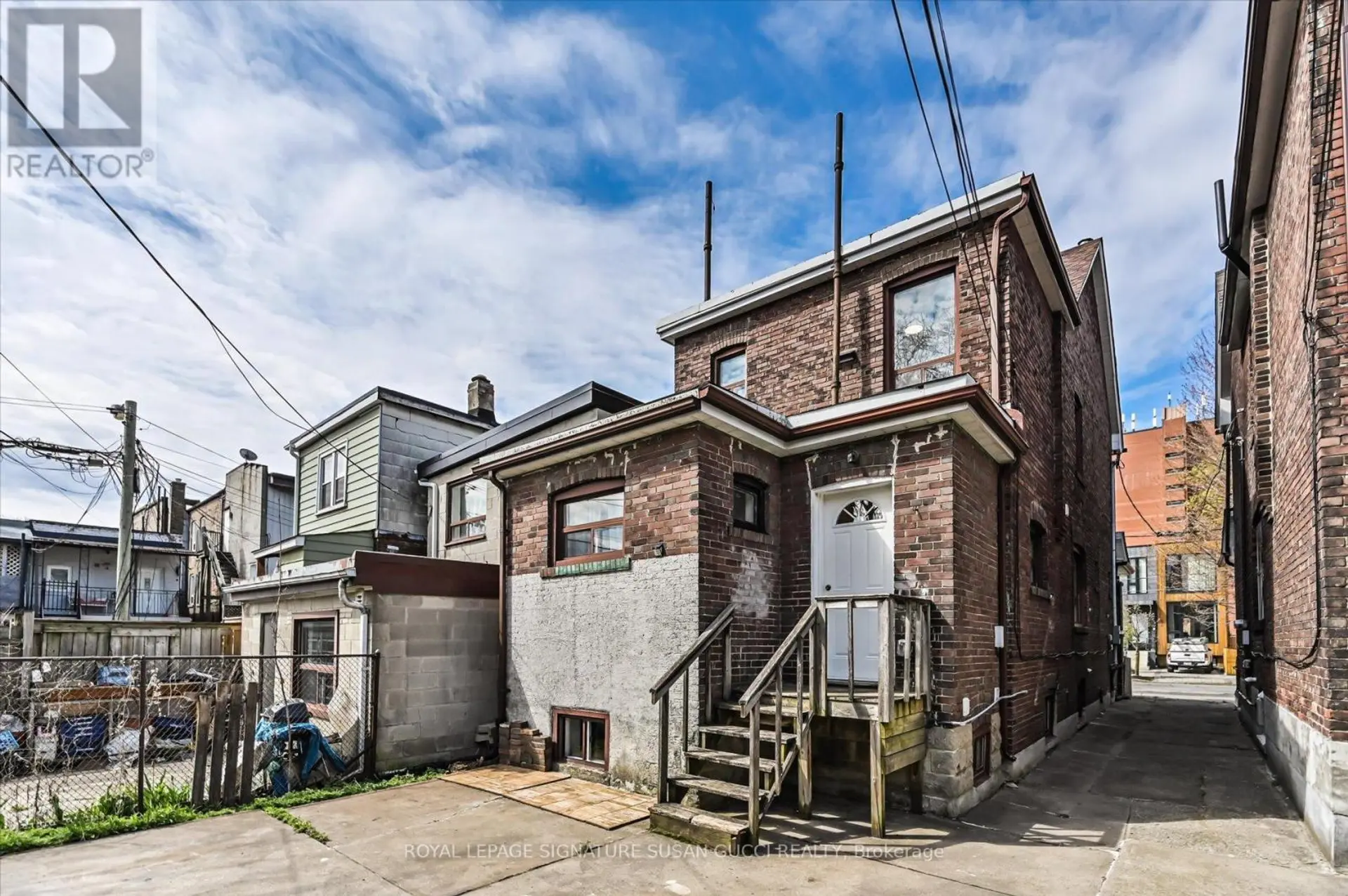 669 GREENWOOD AVENUE - Image 14