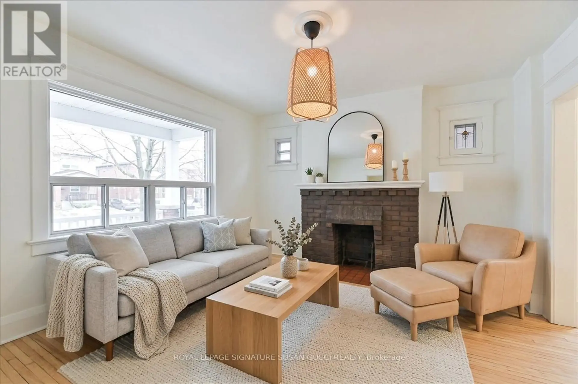 669 GREENWOOD AVENUE - Image 2