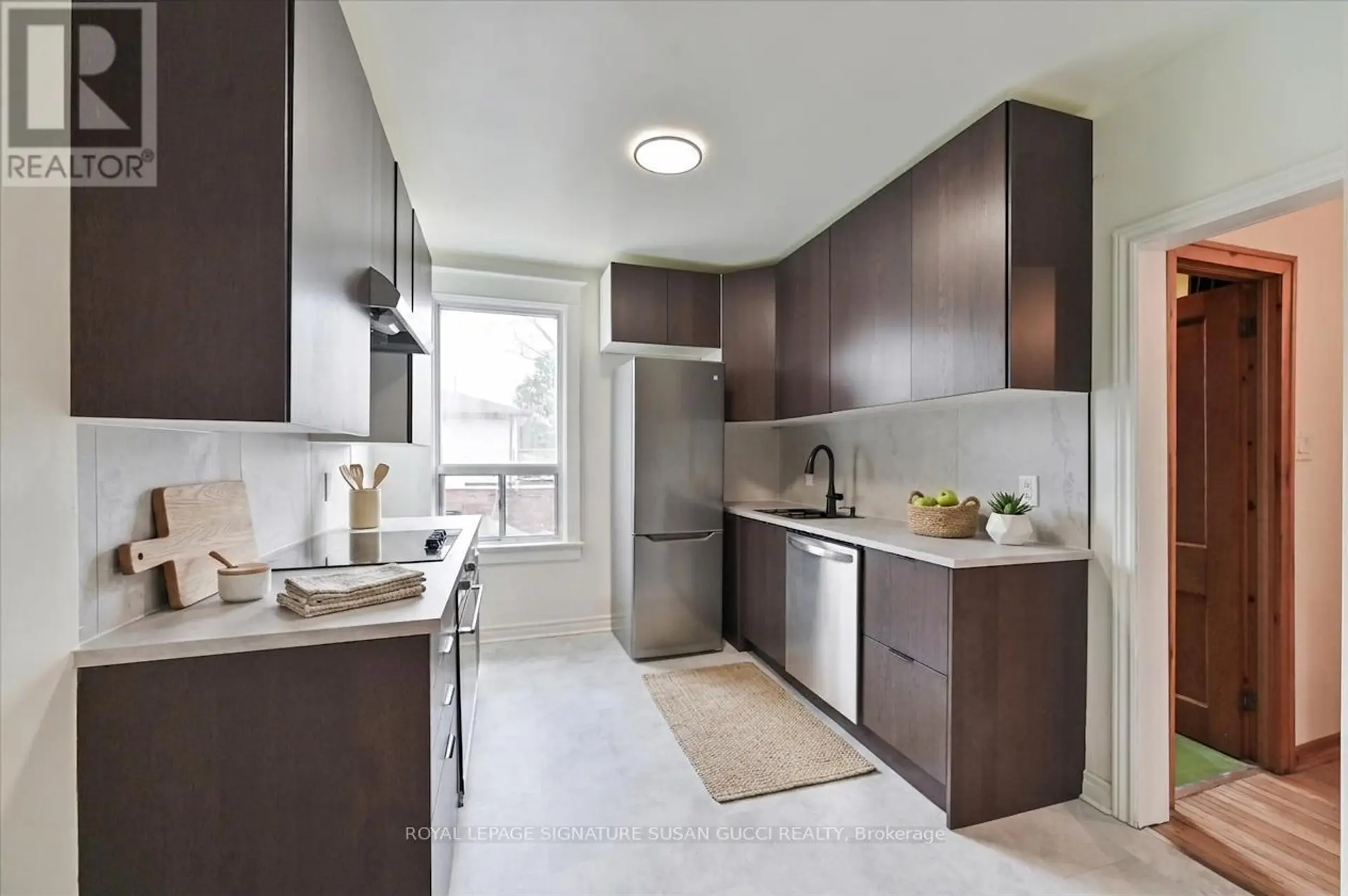 669 GREENWOOD AVENUE - Image 7