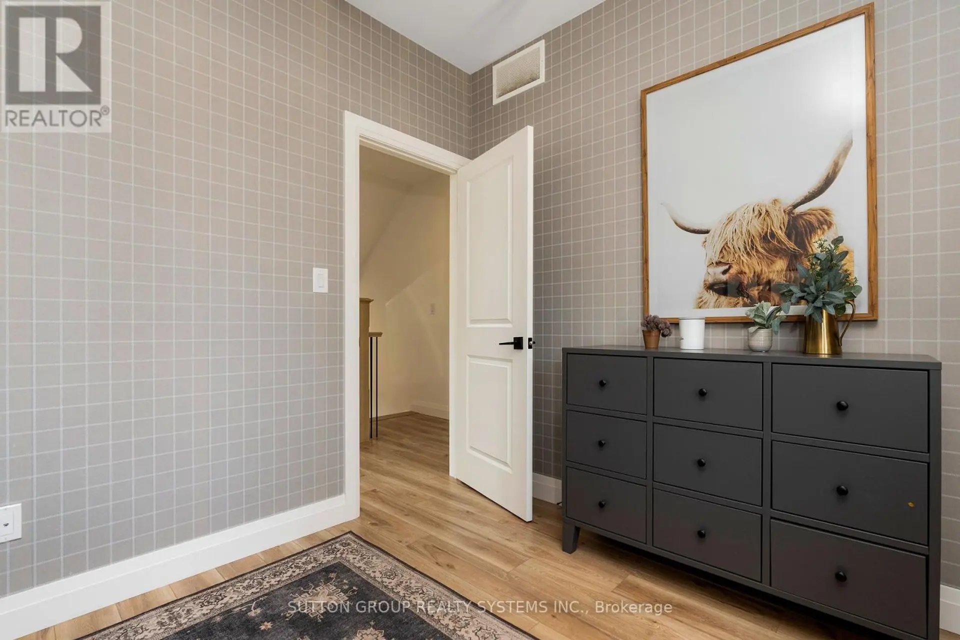 109 SYCAMORE STREET - Image 6