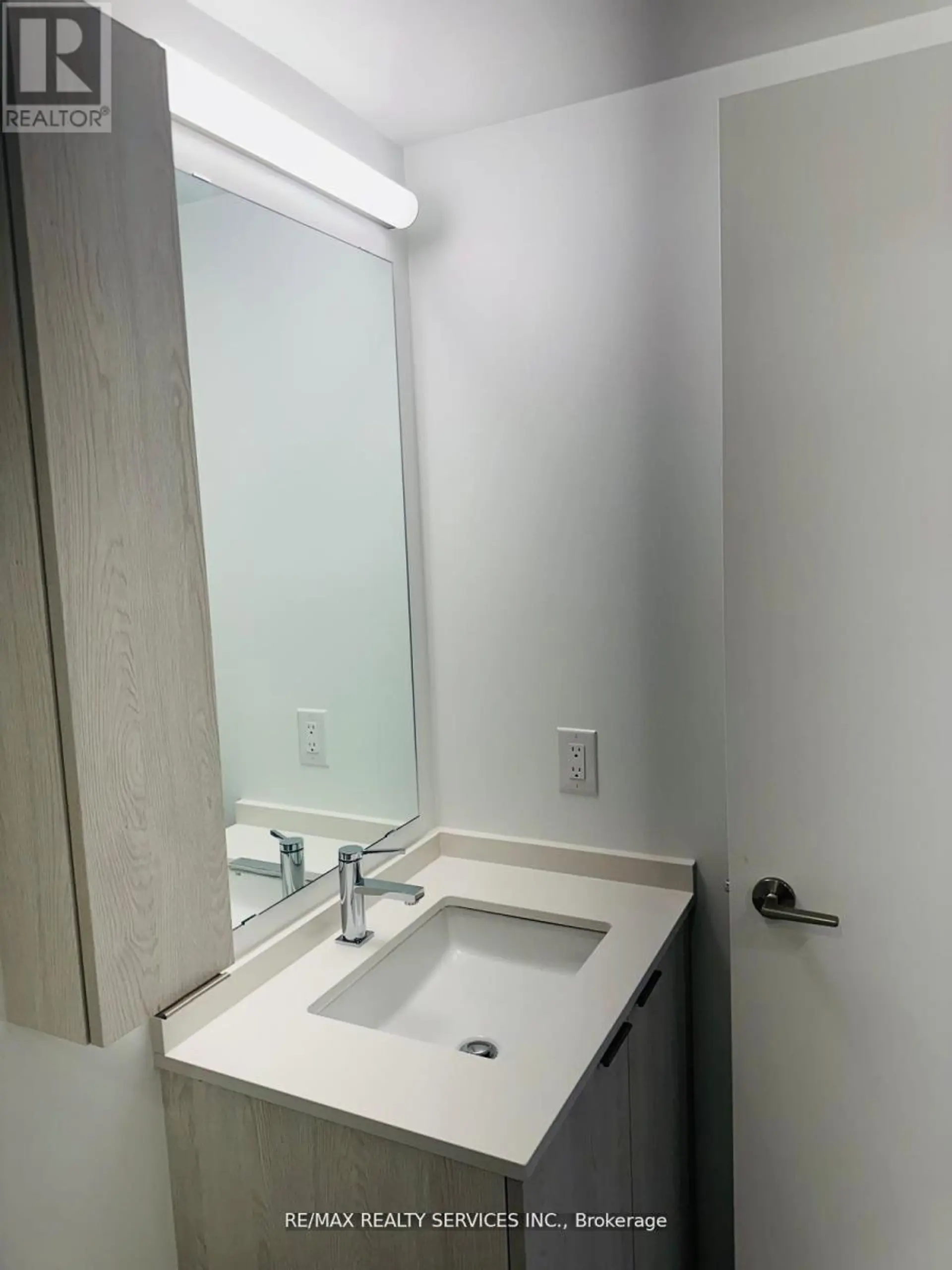 #409 86 DUNDAS STREET E - Image 15
