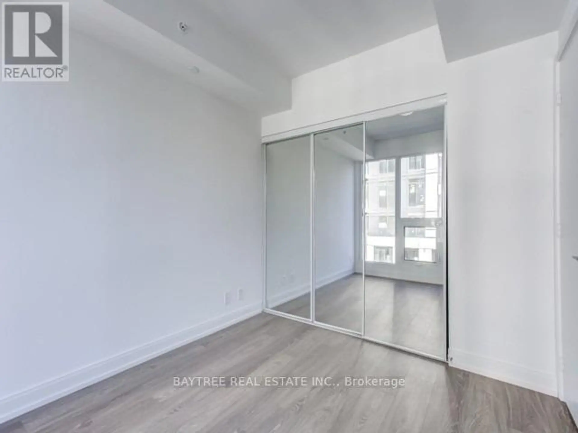 #5612 181 DUNDAS STREET E - Image 5