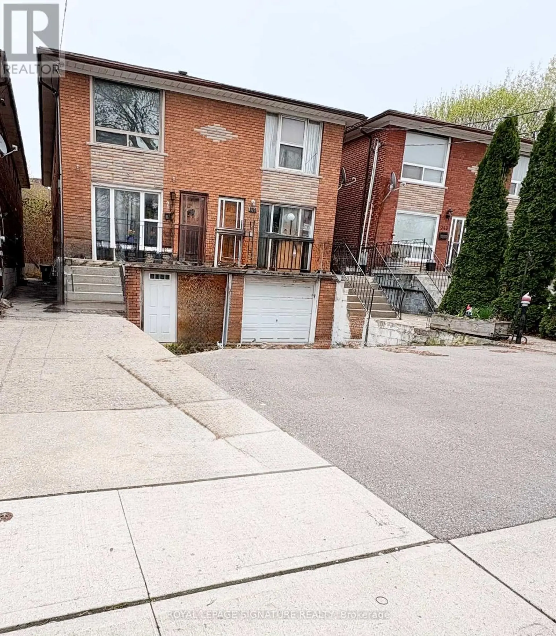 237 PICKERING STREET - Image 1
