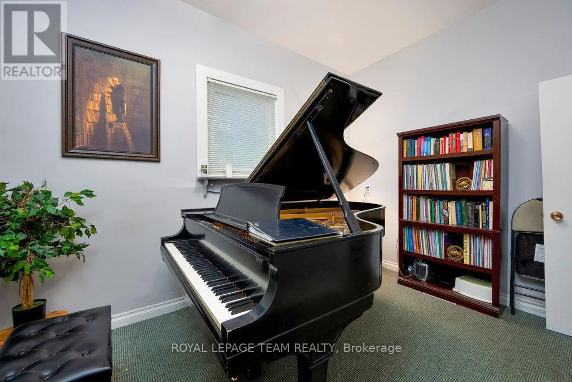 422 DONALD B MUNRO DRIVE - Image 7