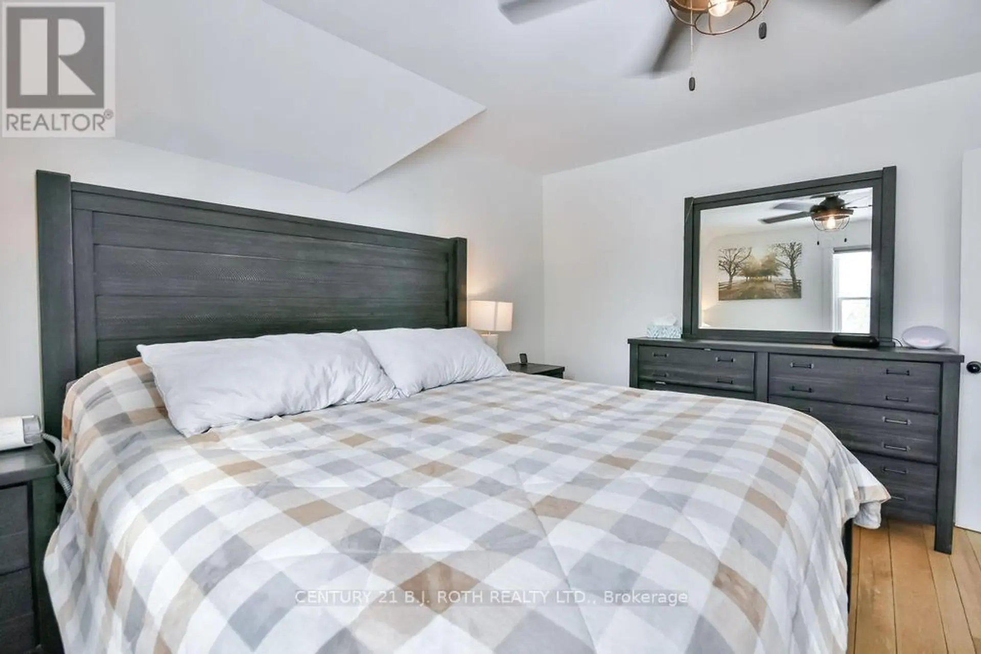 1153 GLENGARRY LANDING ROAD S - Image 12