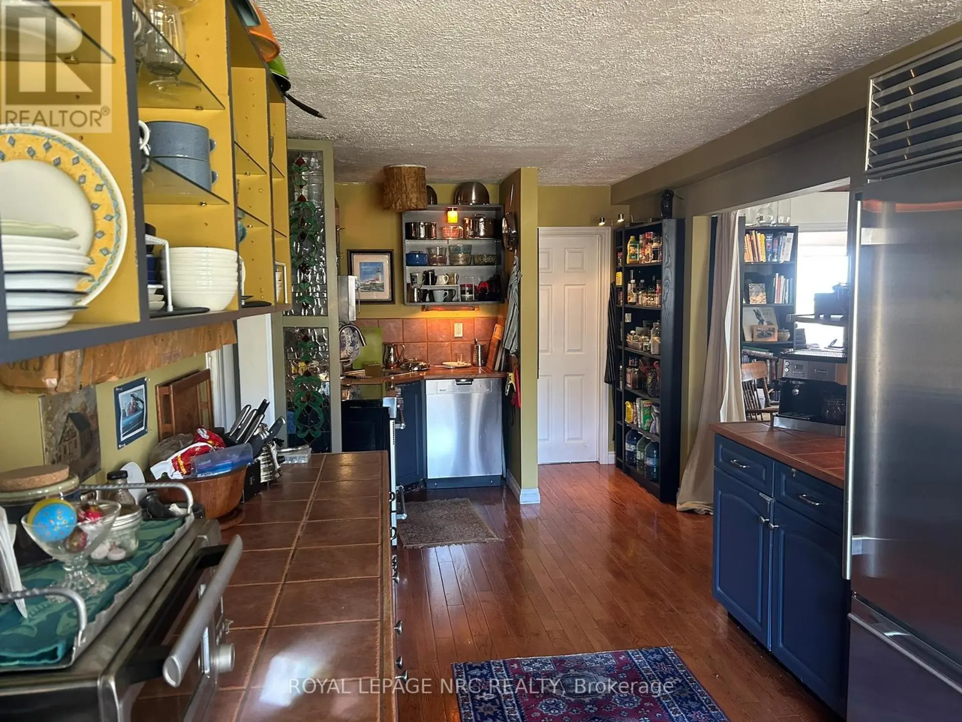 12 FIRELANE   2B,  R.R.#3 ROAD W - Image 9