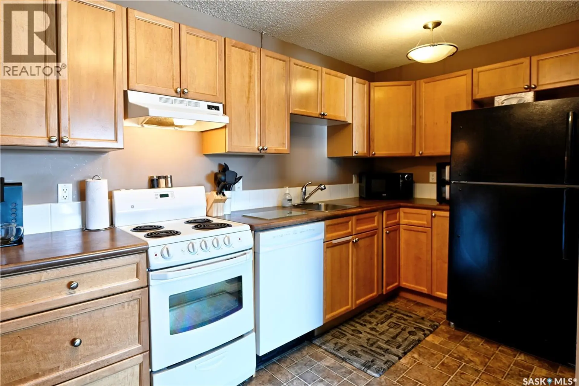 #317 1223 7th AVENUE N - Image 2