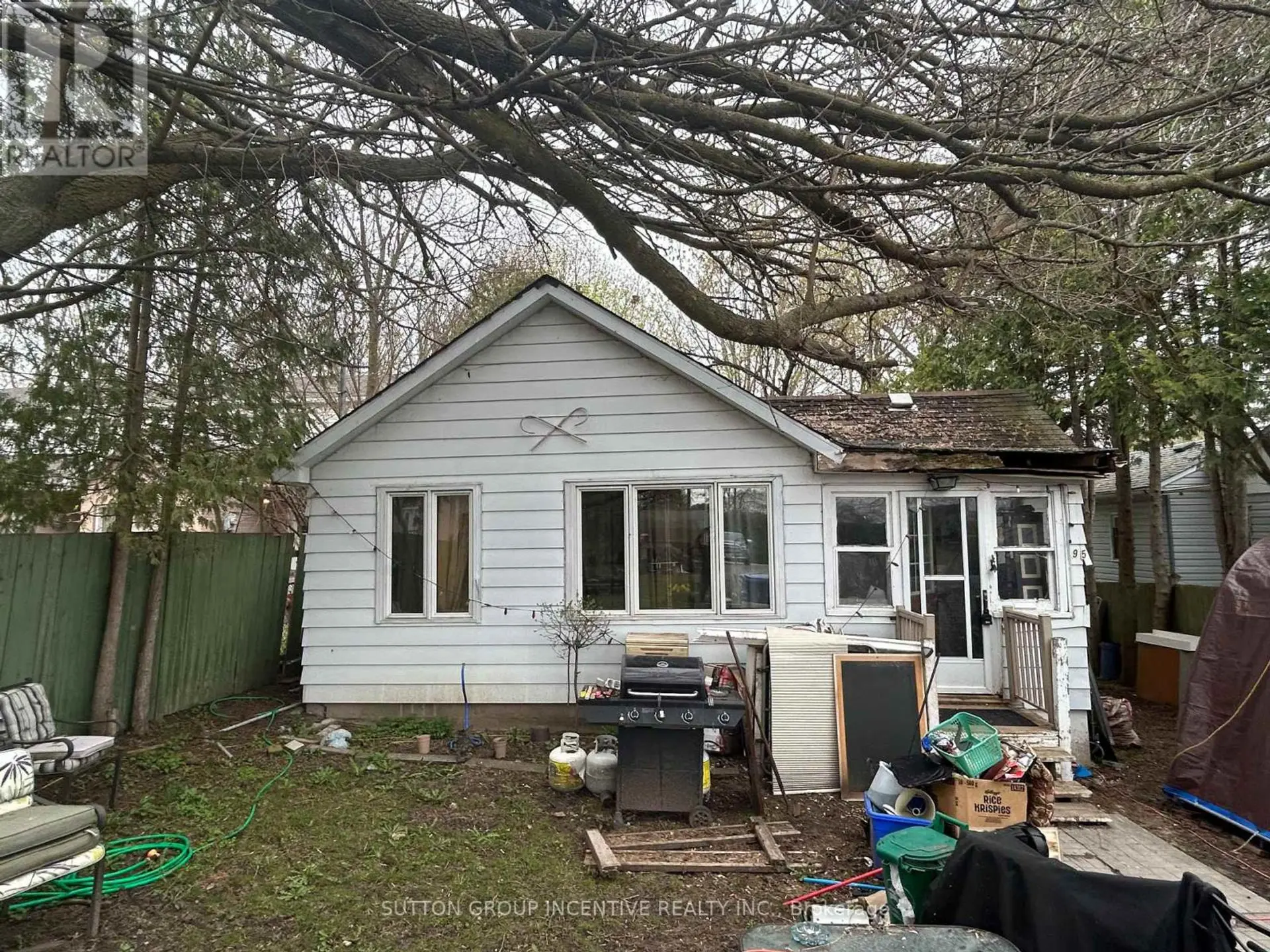 95 LAKE DRIVE N - Image 4