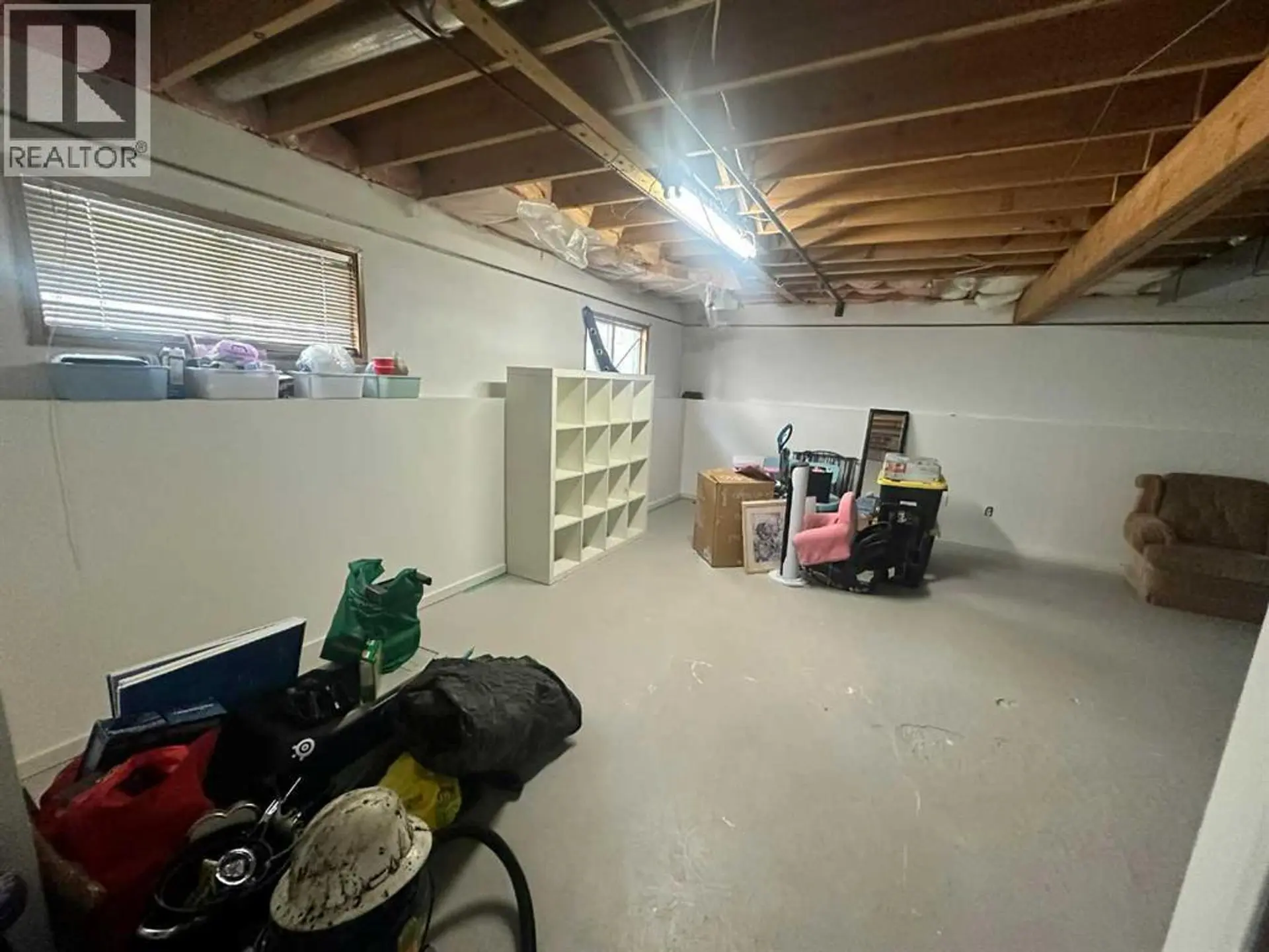 3905 52 Avenue - Image 17