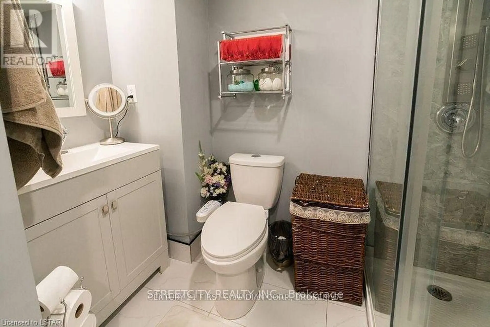 43 RENNY CRESCENT - Image 2