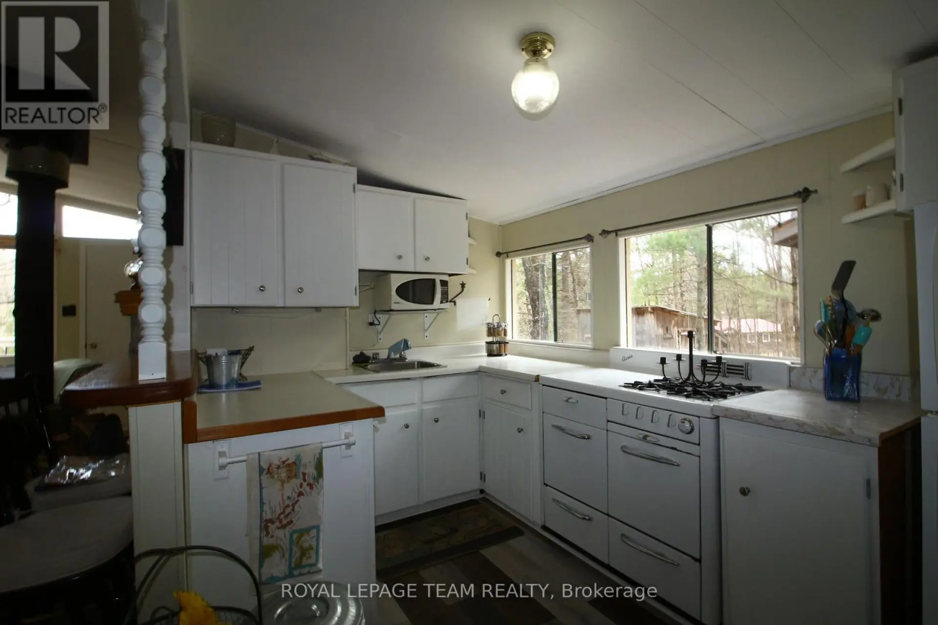 315 SILVERY LANE - Image 18