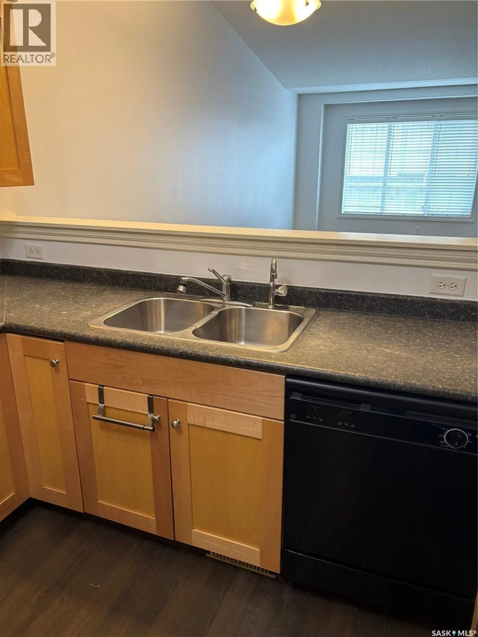#30 2801 Windsor Park ROAD - Image 4