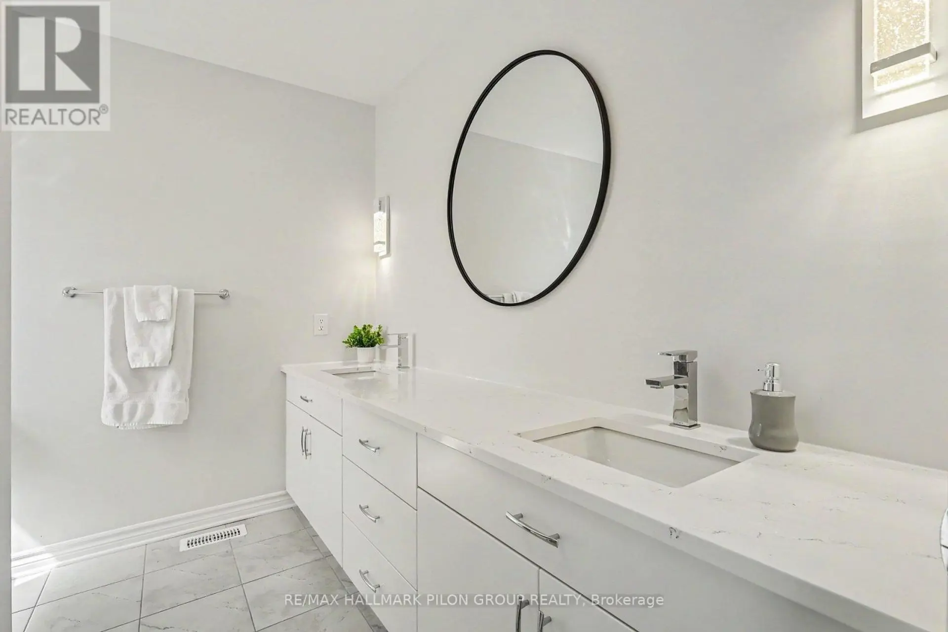 396 VENTOUX AVENUE - Image 12