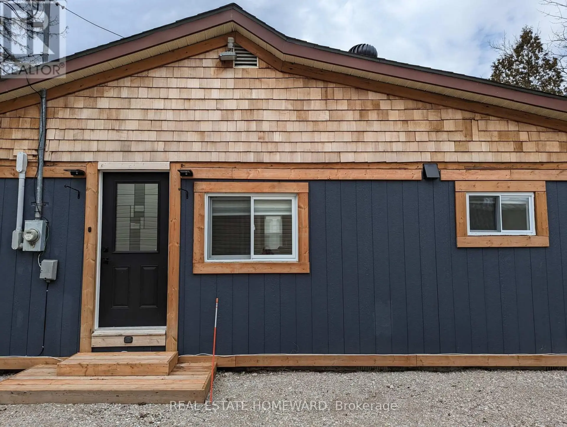 1124 STONEY POINT ROAD - Image 2