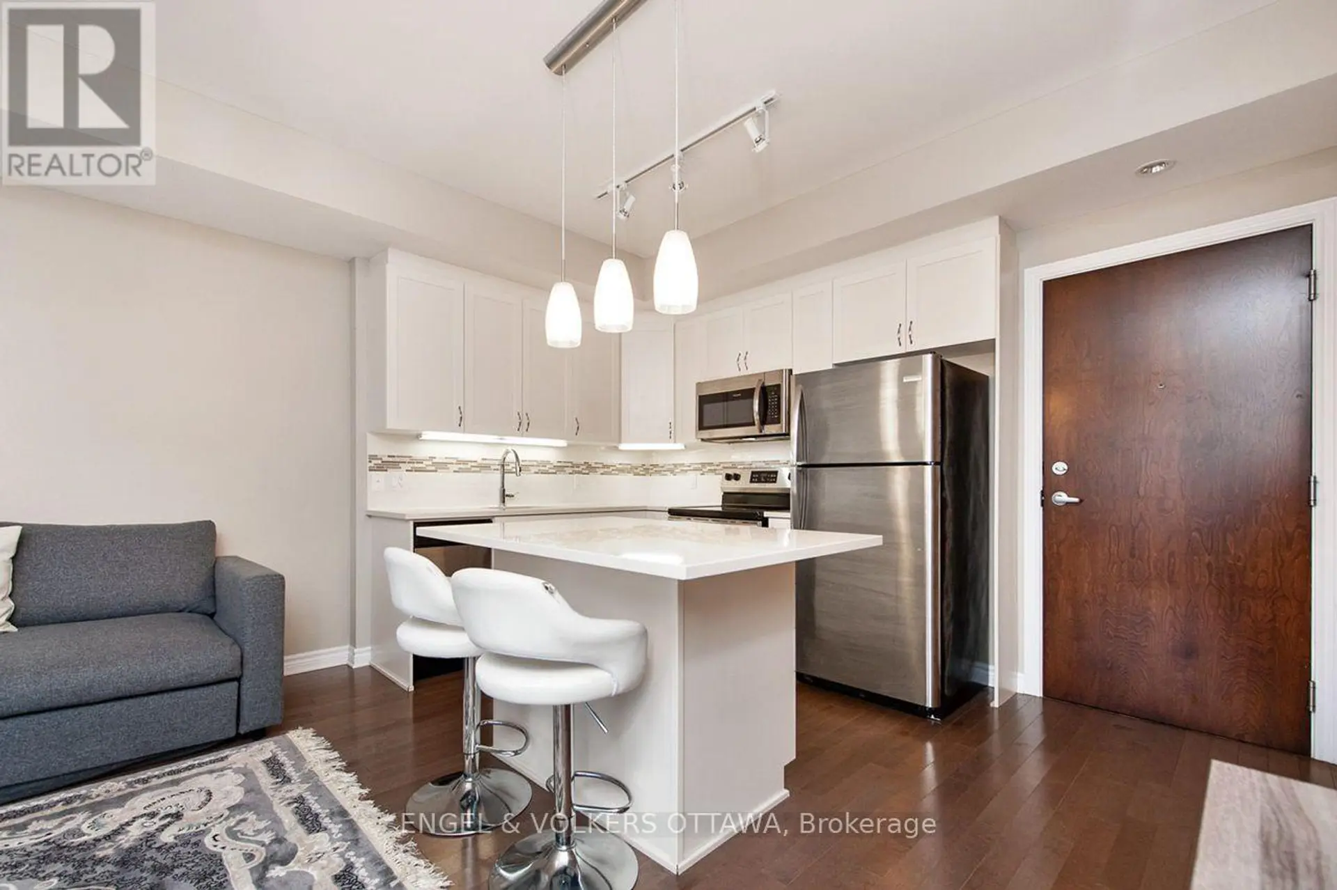 #103 655 BEAUPARC PRIVATE - Image 6