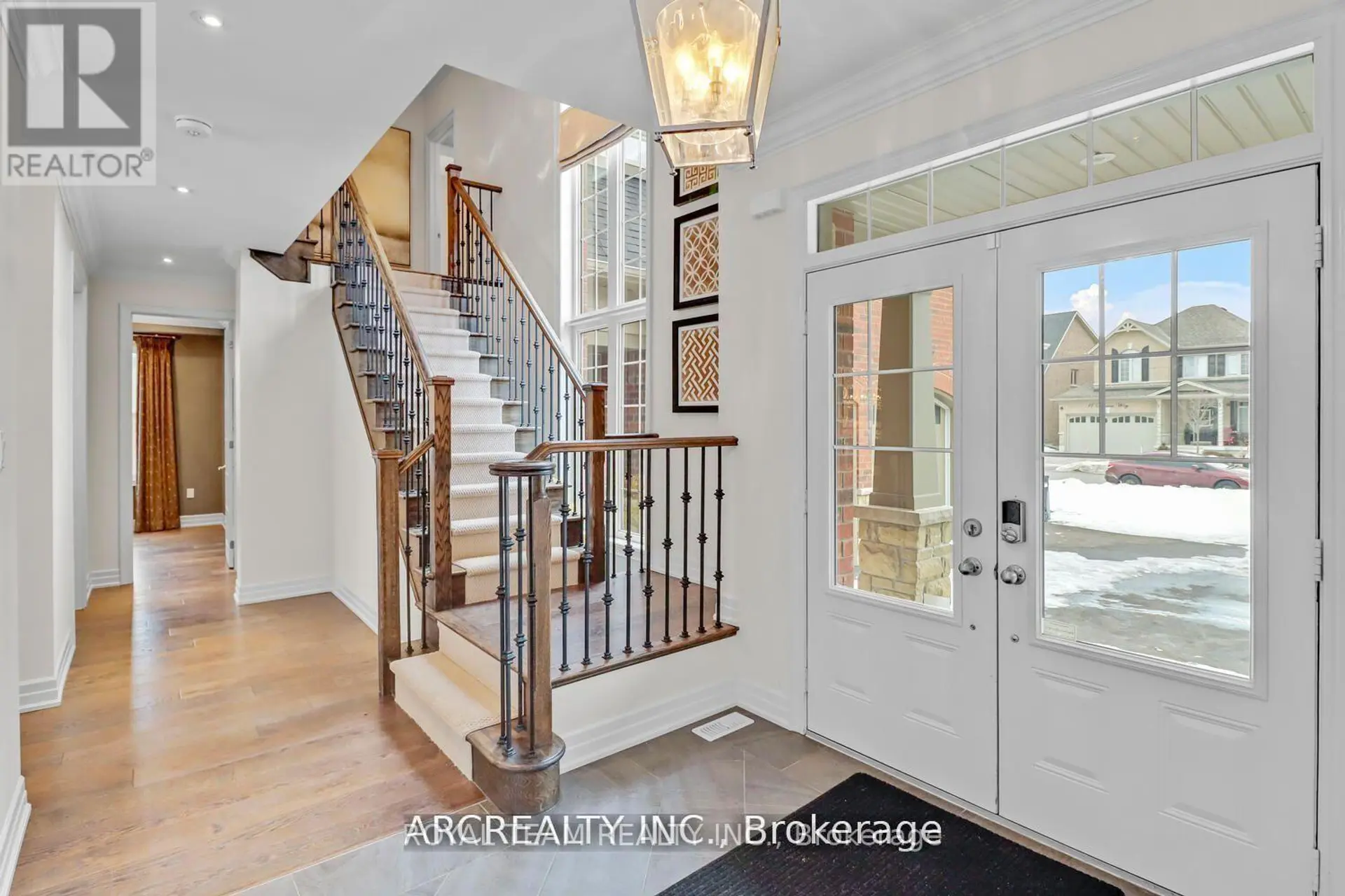 18 MOREAU WAY - Image 2