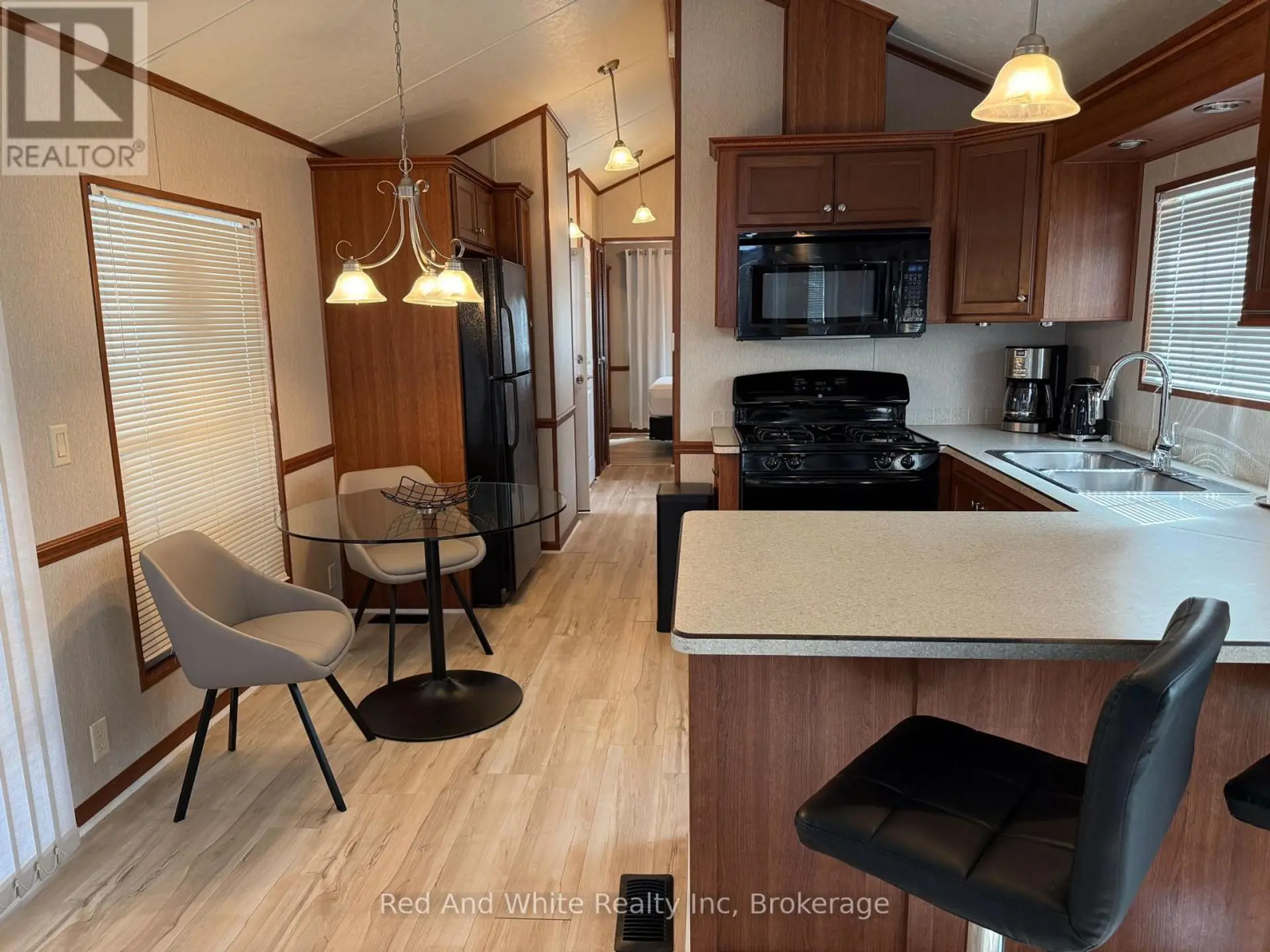 103 MADAWASKA TRAIL - Image 10