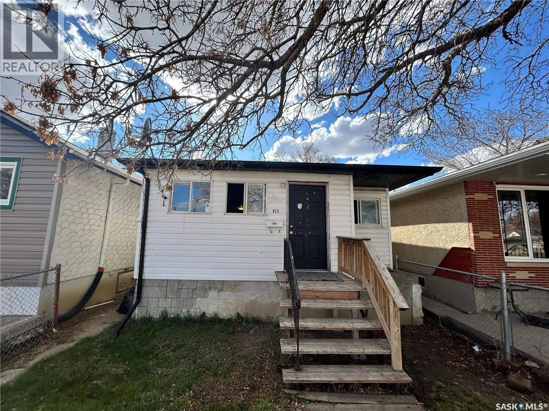 922 Garnet STREET - Image 1
