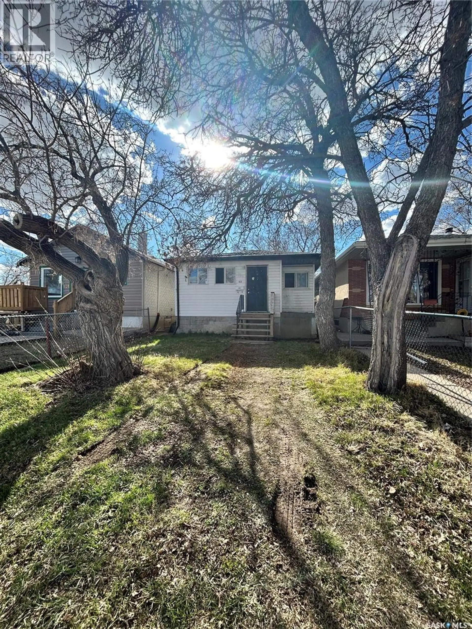 922 Garnet STREET - Image 3