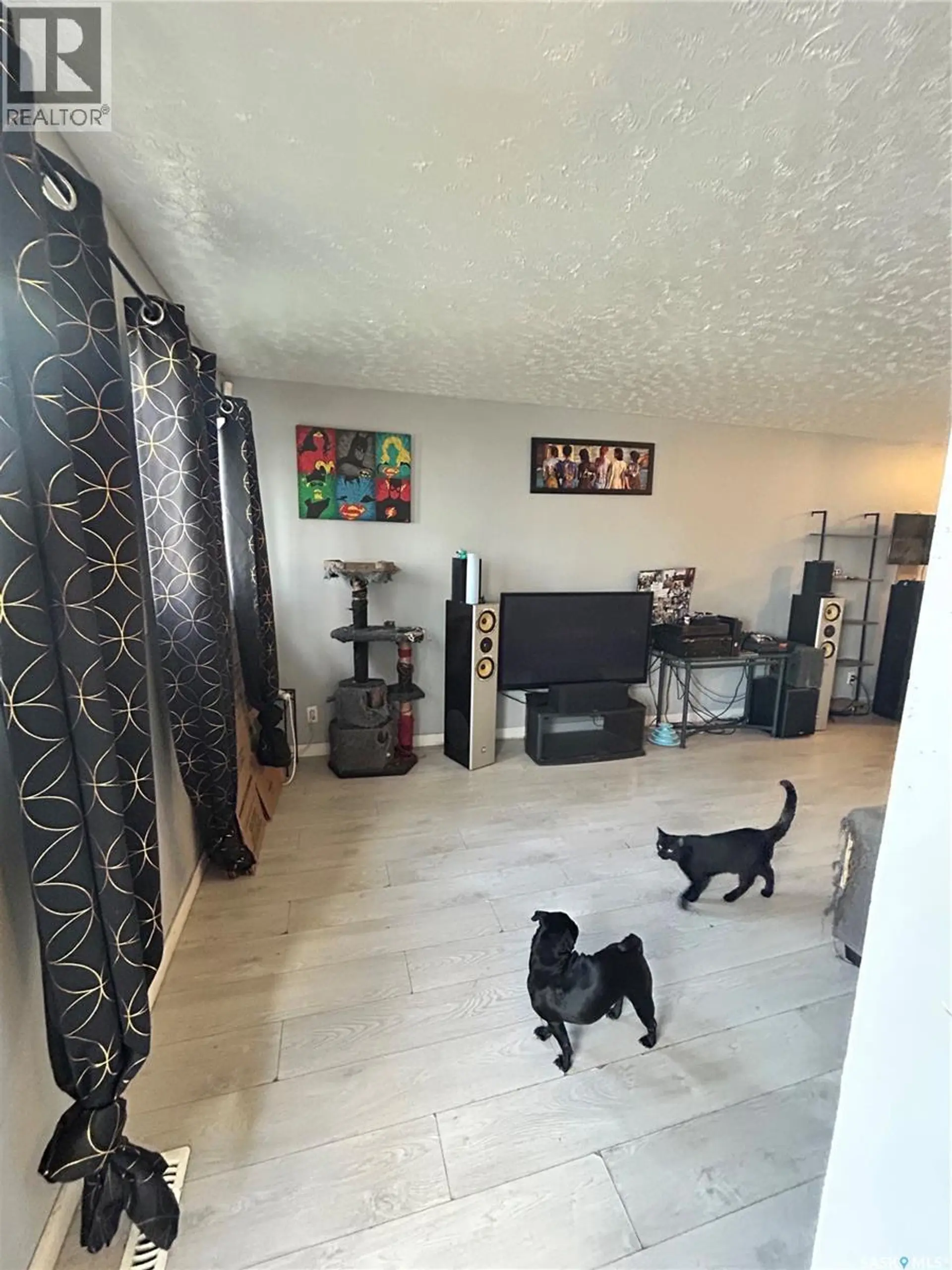 922 Garnet STREET - Image 5