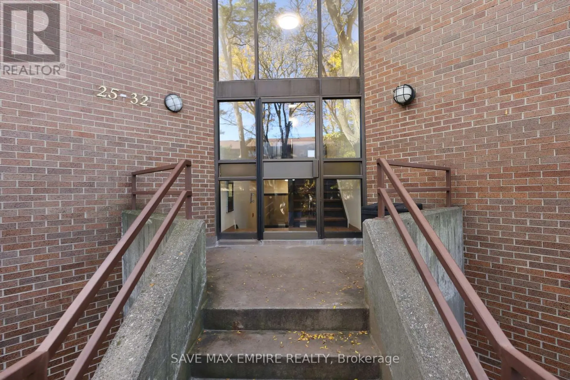 #27 2035 SOUTH MILLWAY - Image 2