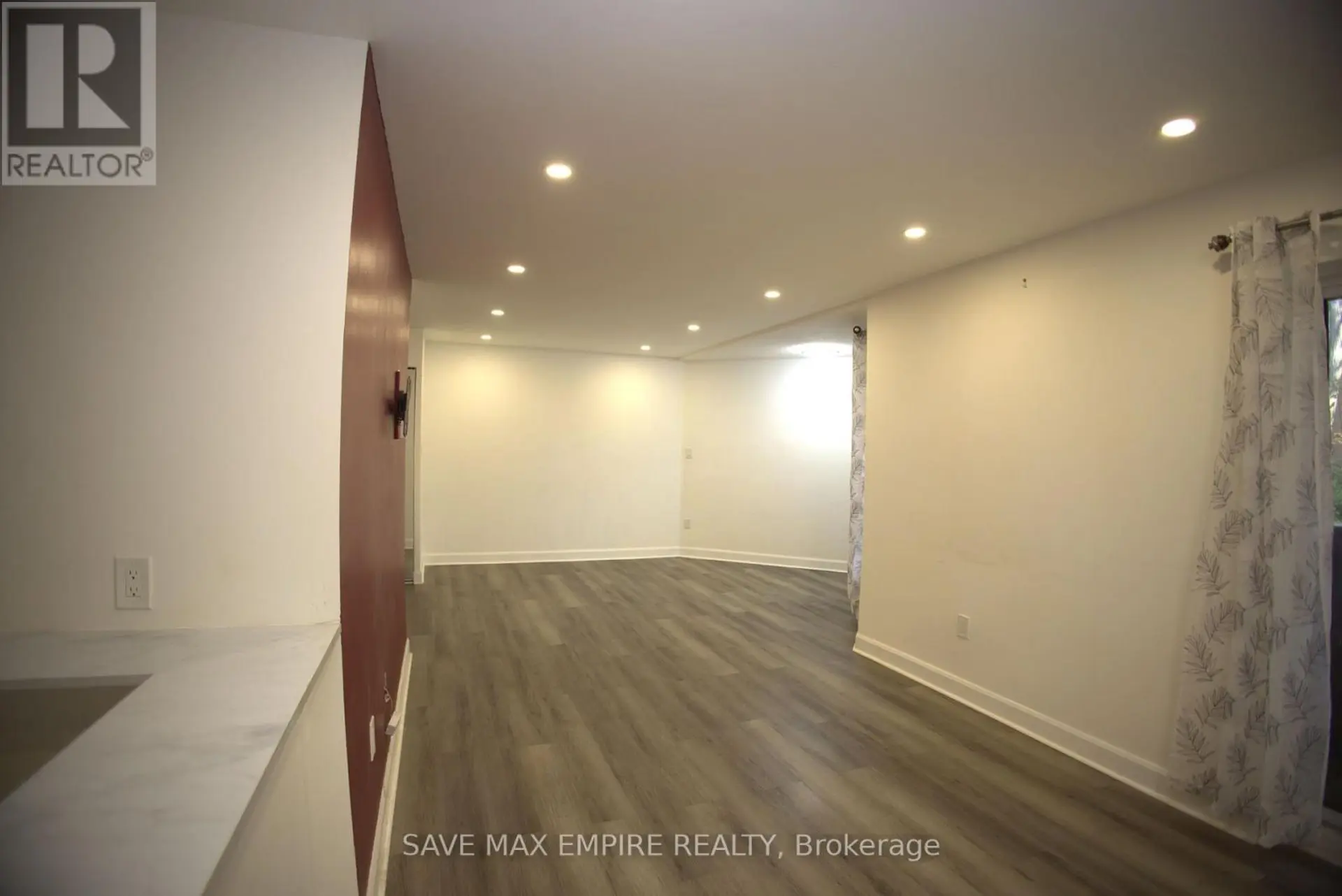 #27 2035 SOUTH MILLWAY - Image 5