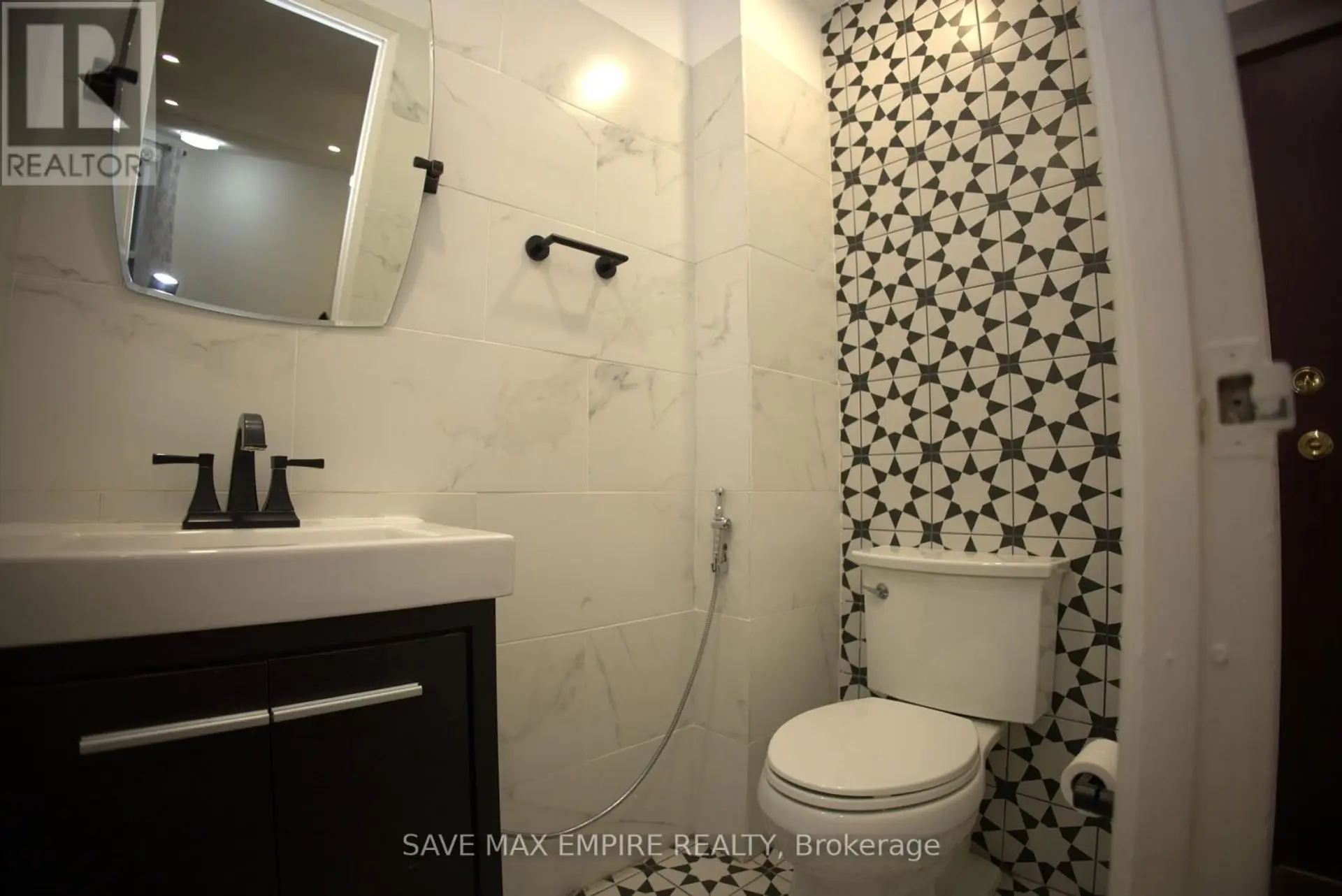 #27 2035 SOUTH MILLWAY - Image 6