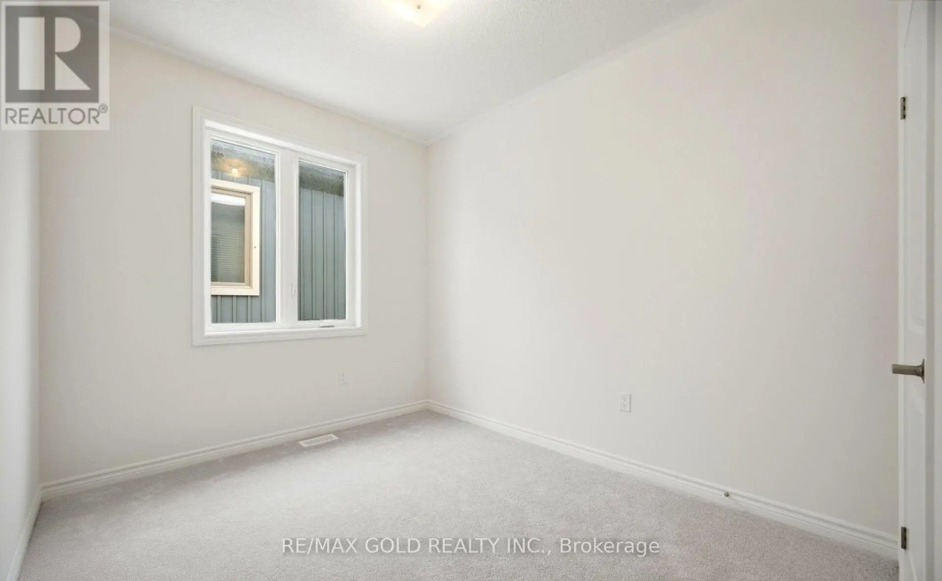251 WILCOX DRIVE - Image 11