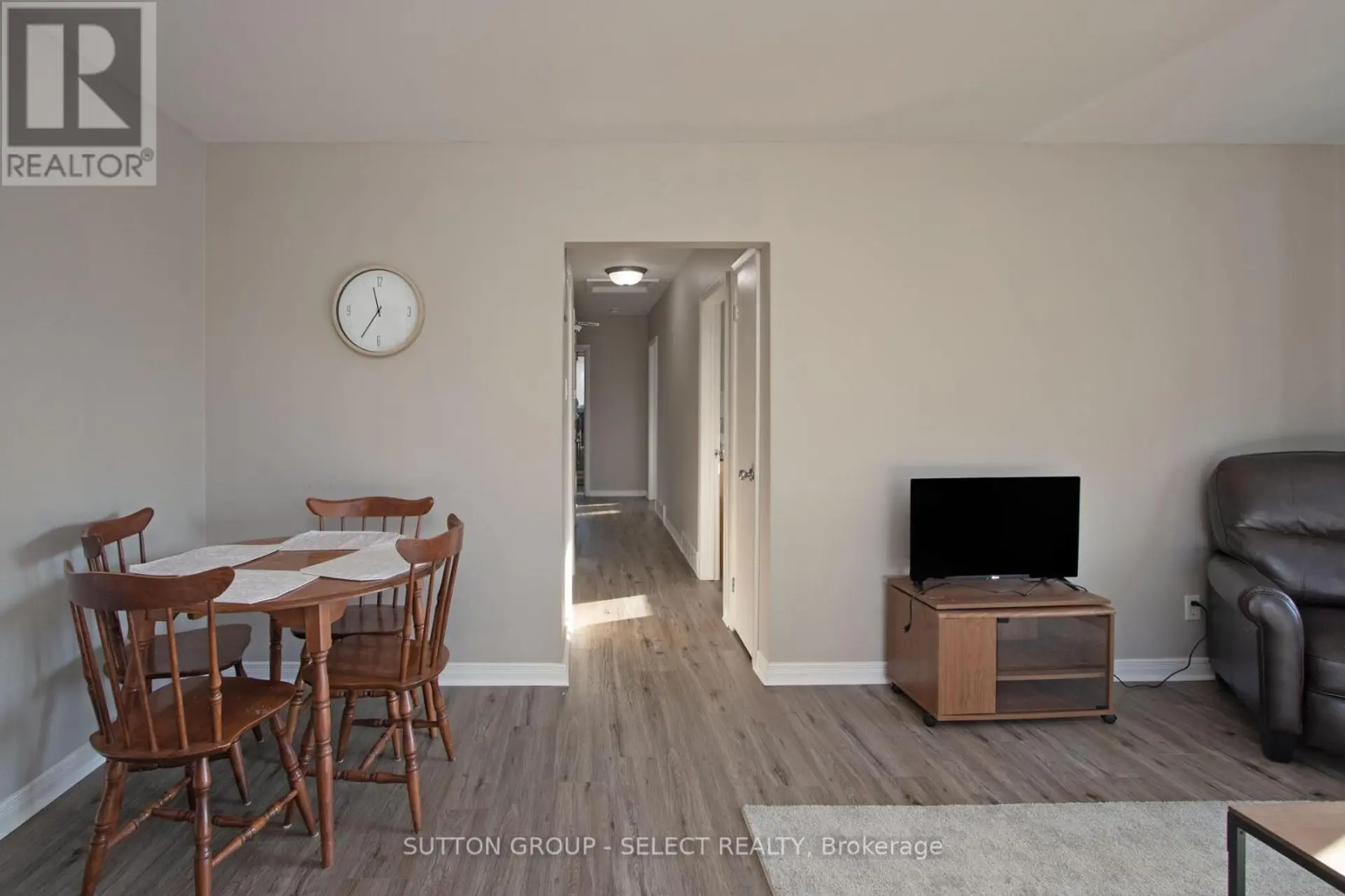 47 ROGERS AVENUE - Image 11