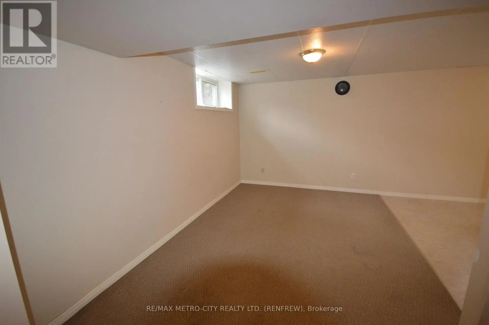 225 VANIER CRESCENT - Image 13