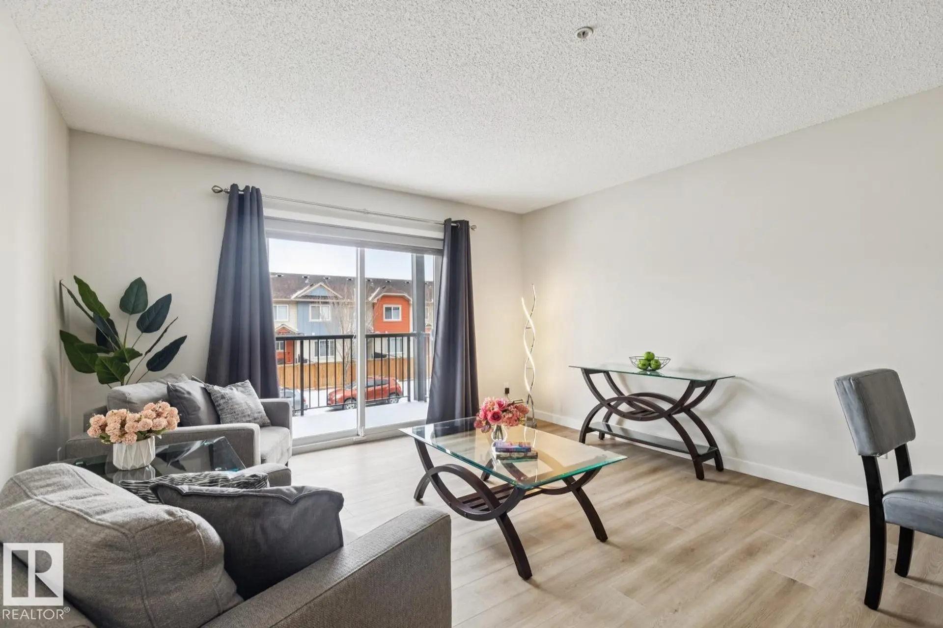 #206 14808 125 ST NW NW - Image 9