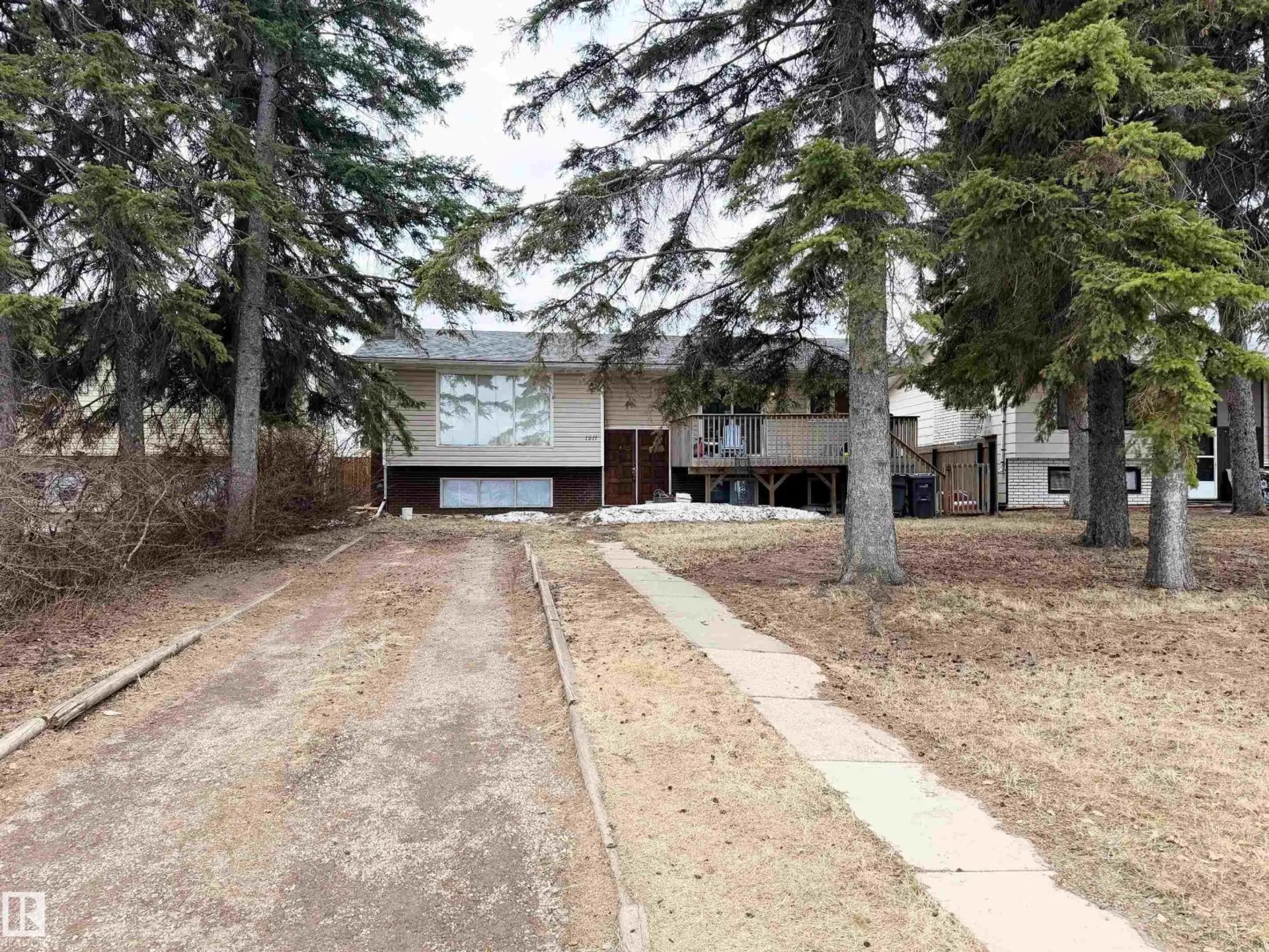 1911 1 AV - Image 1