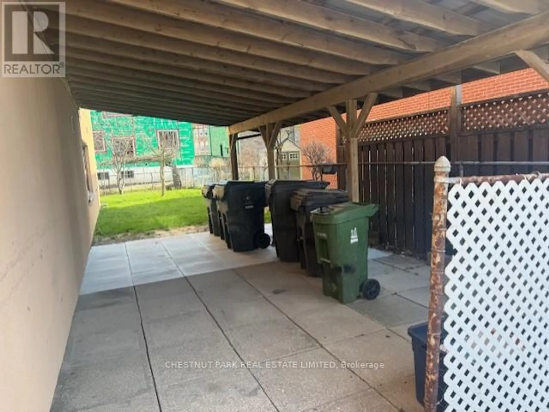 757 LAWRENCE AVENUE W - Image 16